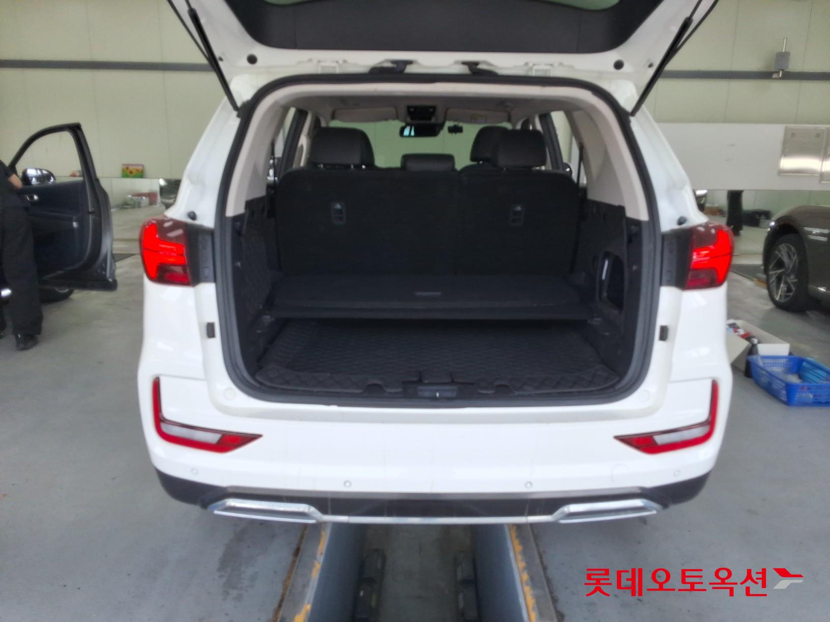 KG Mobility Rexton - 9