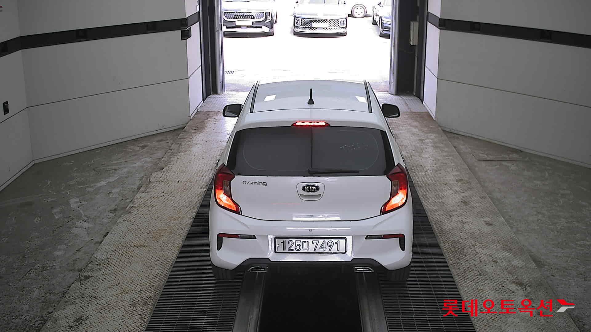 Kia Morning 2021 - Image 17