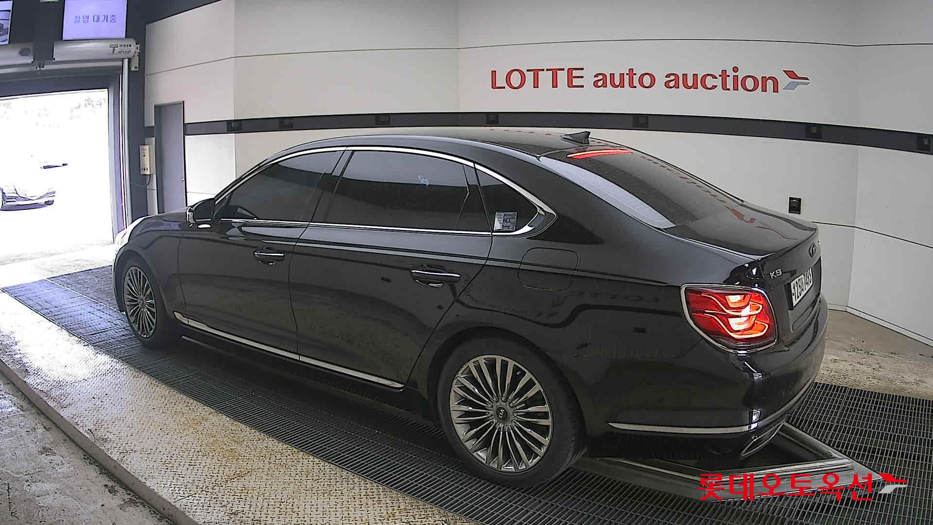 Kia K9 2020 - Image 15