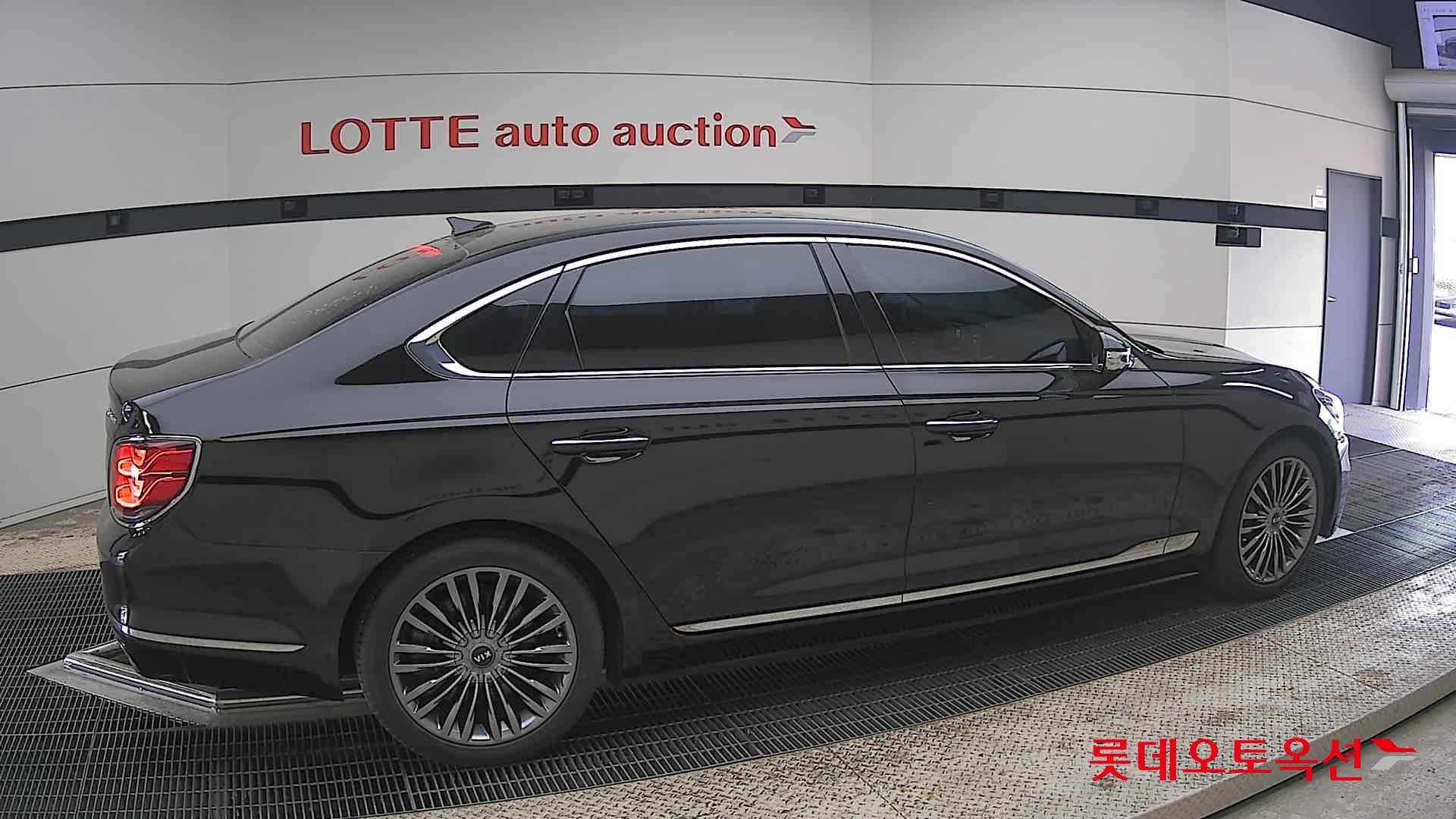 Kia K9 2020 - Image 20