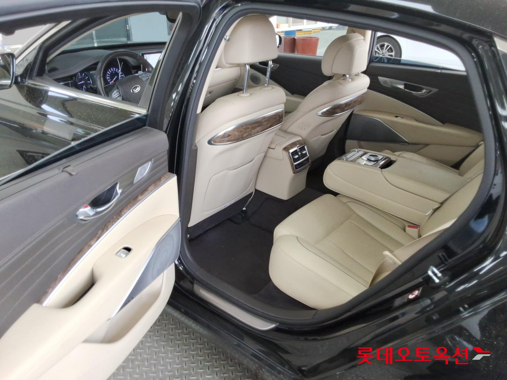 Kia K9 2020 - Image 38