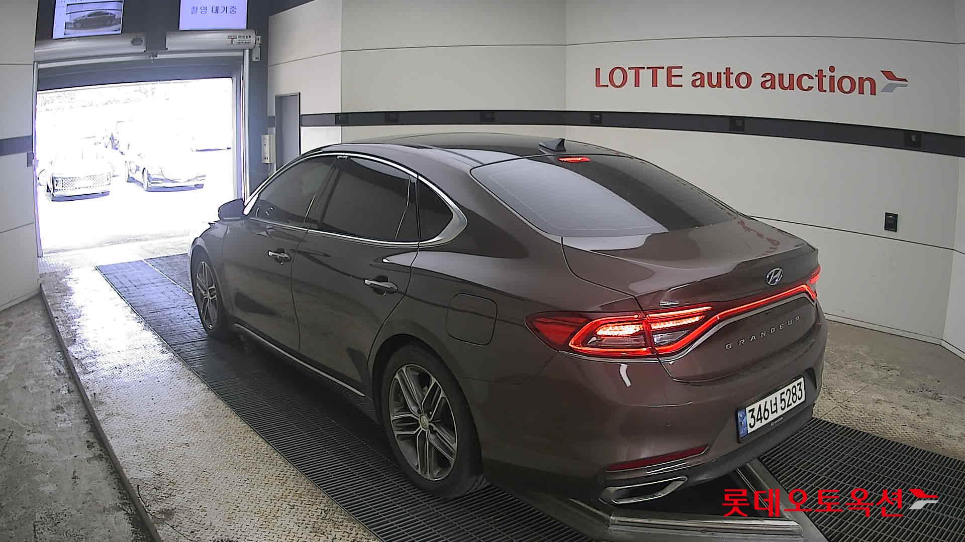 Hyundai Grandeur 2018 - Image 4