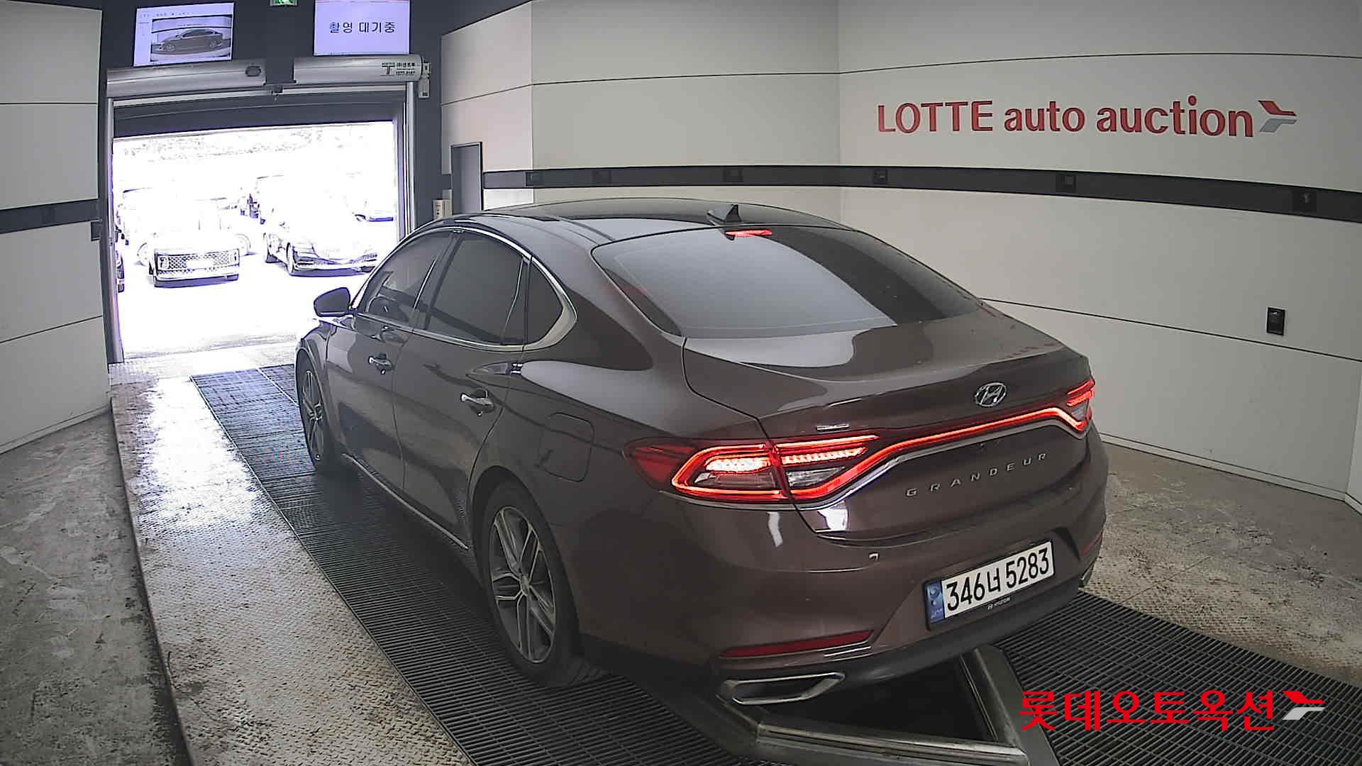 Hyundai Grandeur 2018 - Image 16