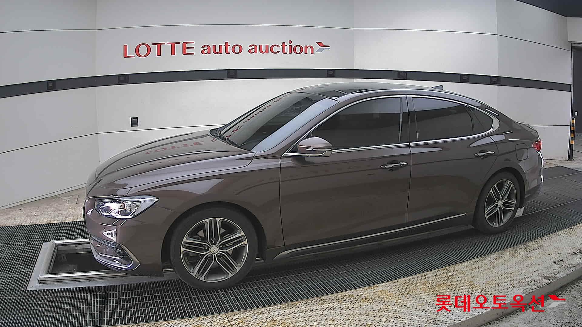 Hyundai Grandeur 2018 - Image 12