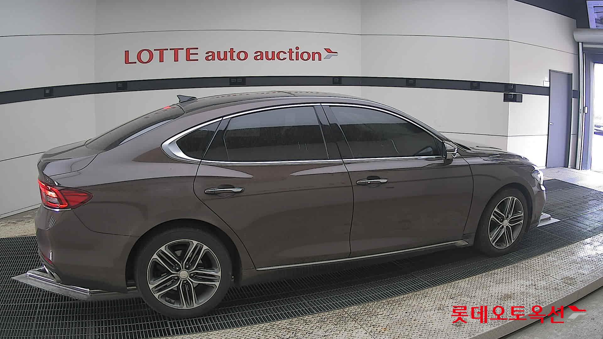 Hyundai Grandeur 2018 - Image 20