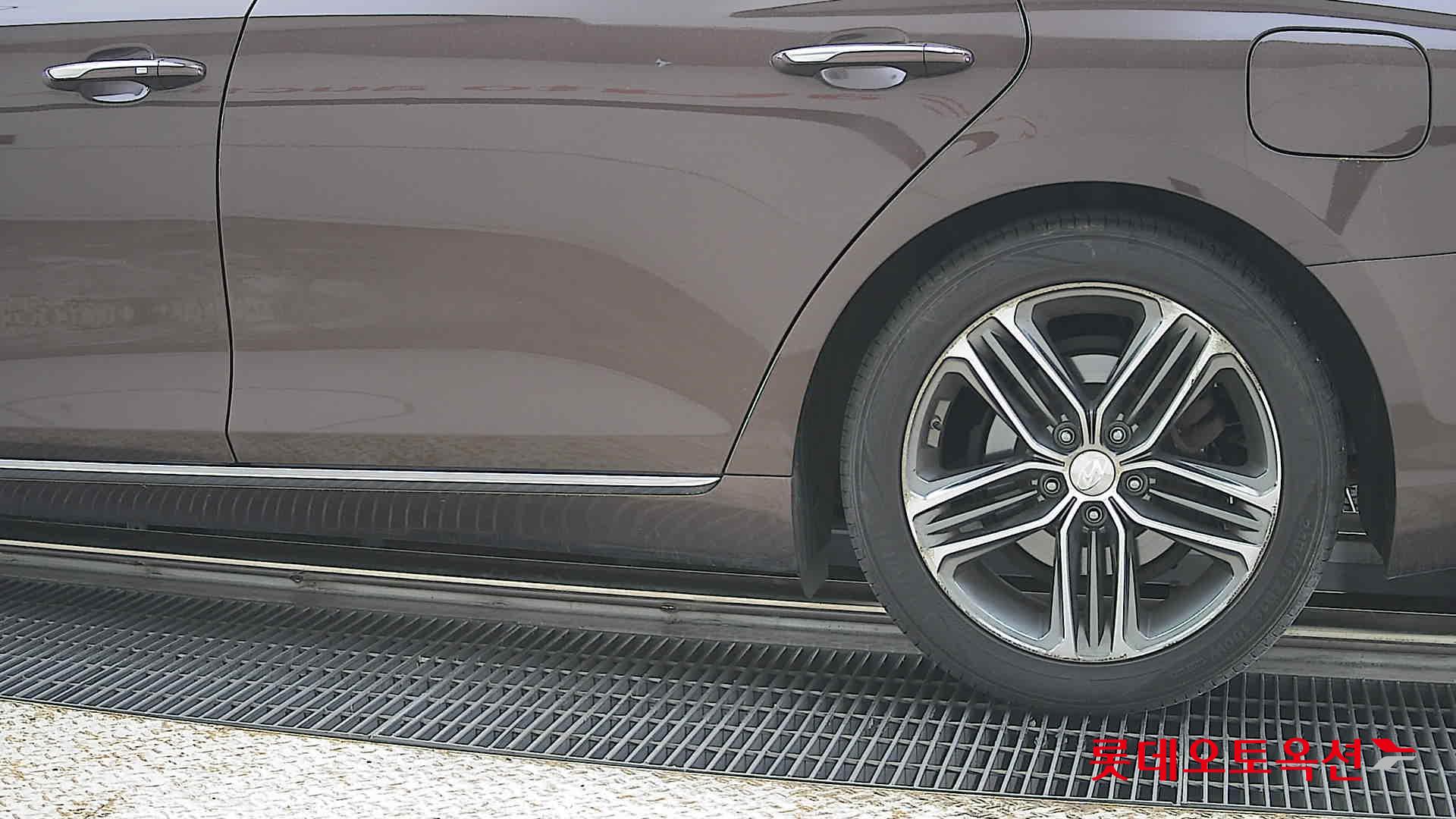 Hyundai Grandeur 2018 - Image 26