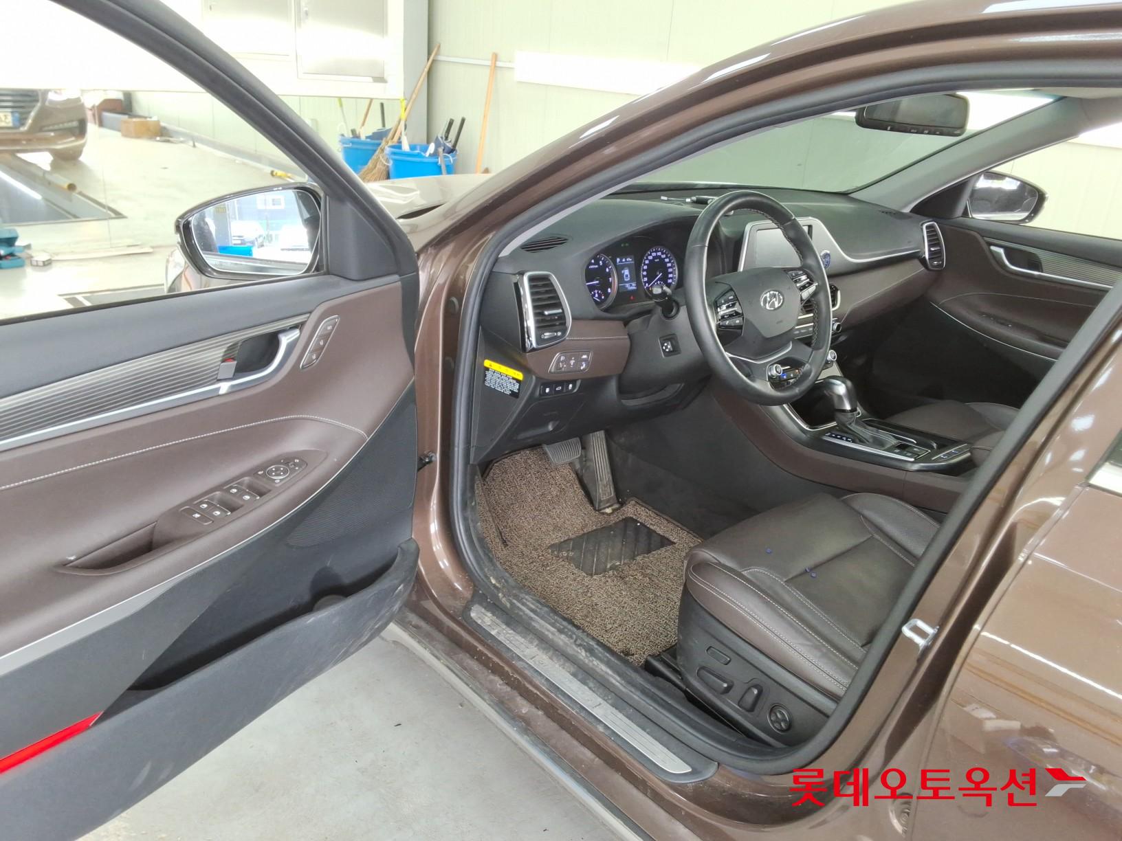 Hyundai Grandeur 2018 - Image 35