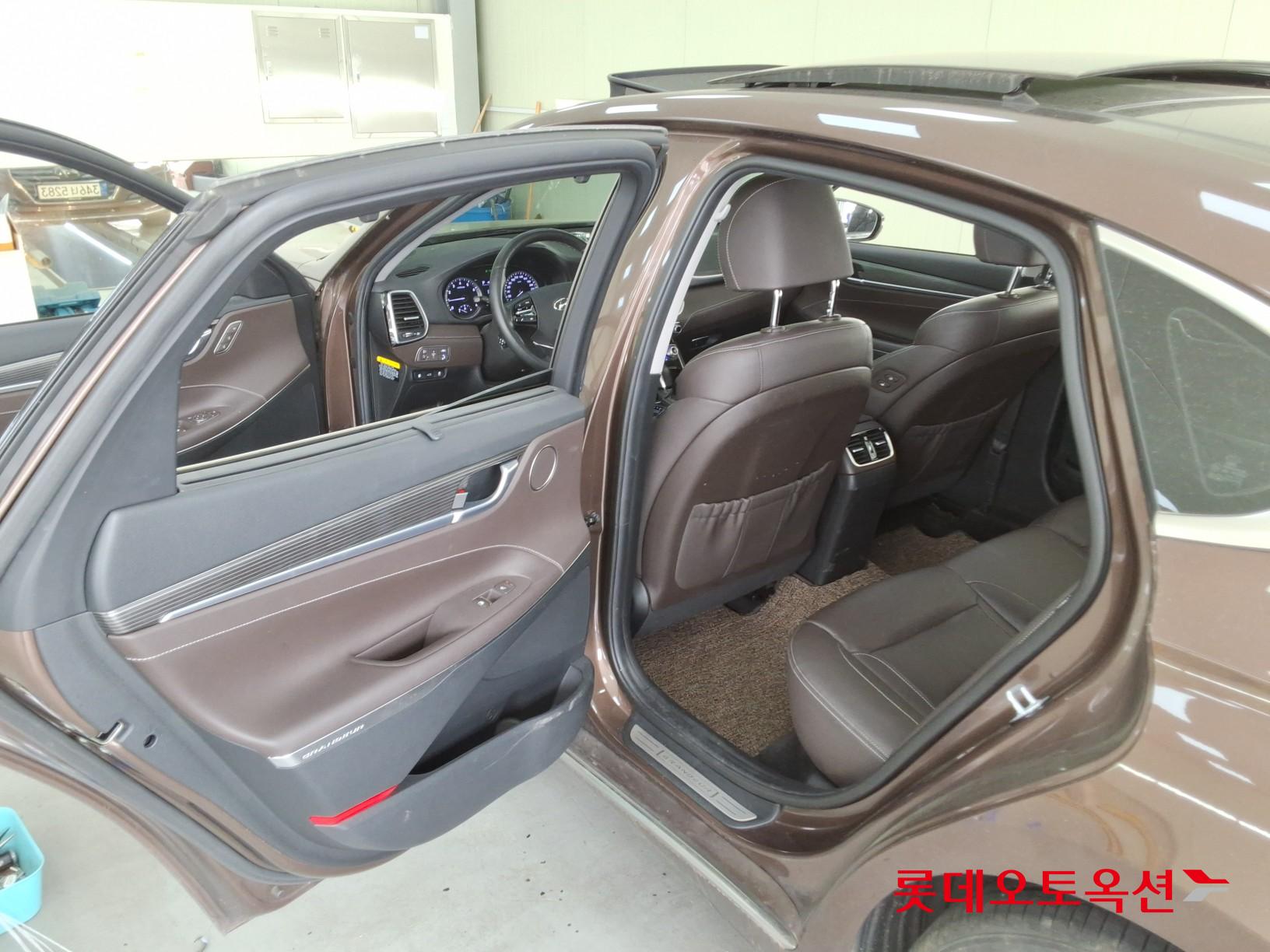 Hyundai Grandeur 2018 - Image 37