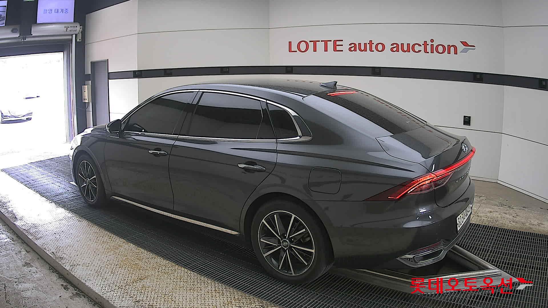 Hyundai Grandeur 2020 - Image 15