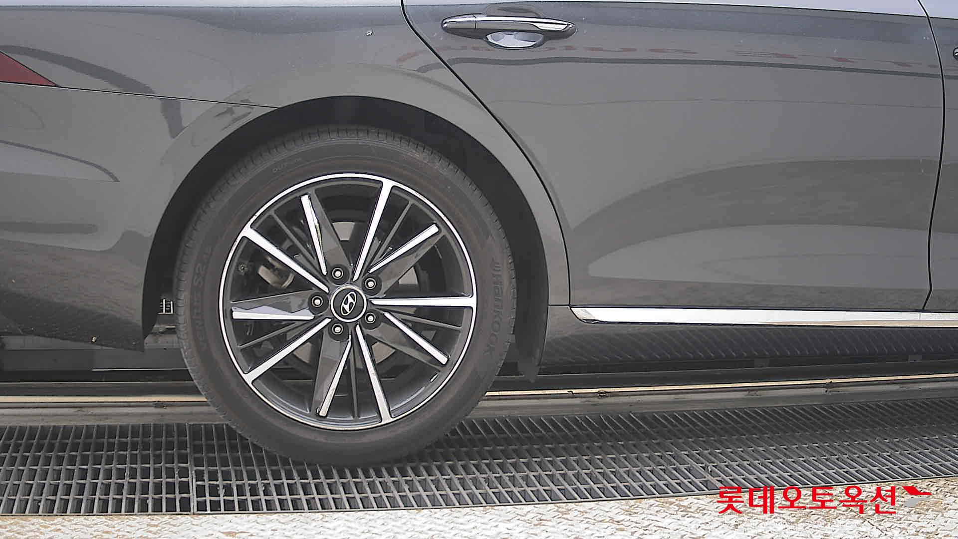 Hyundai Grandeur 2020 - Image 28