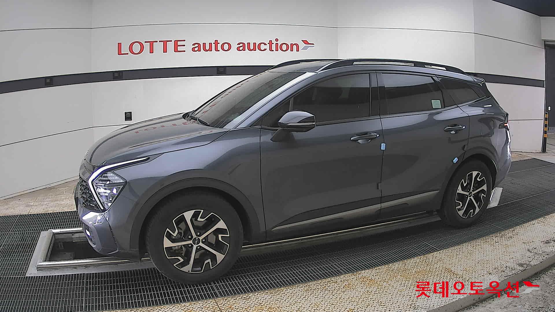 Kia Sportage 2023 - Image 12