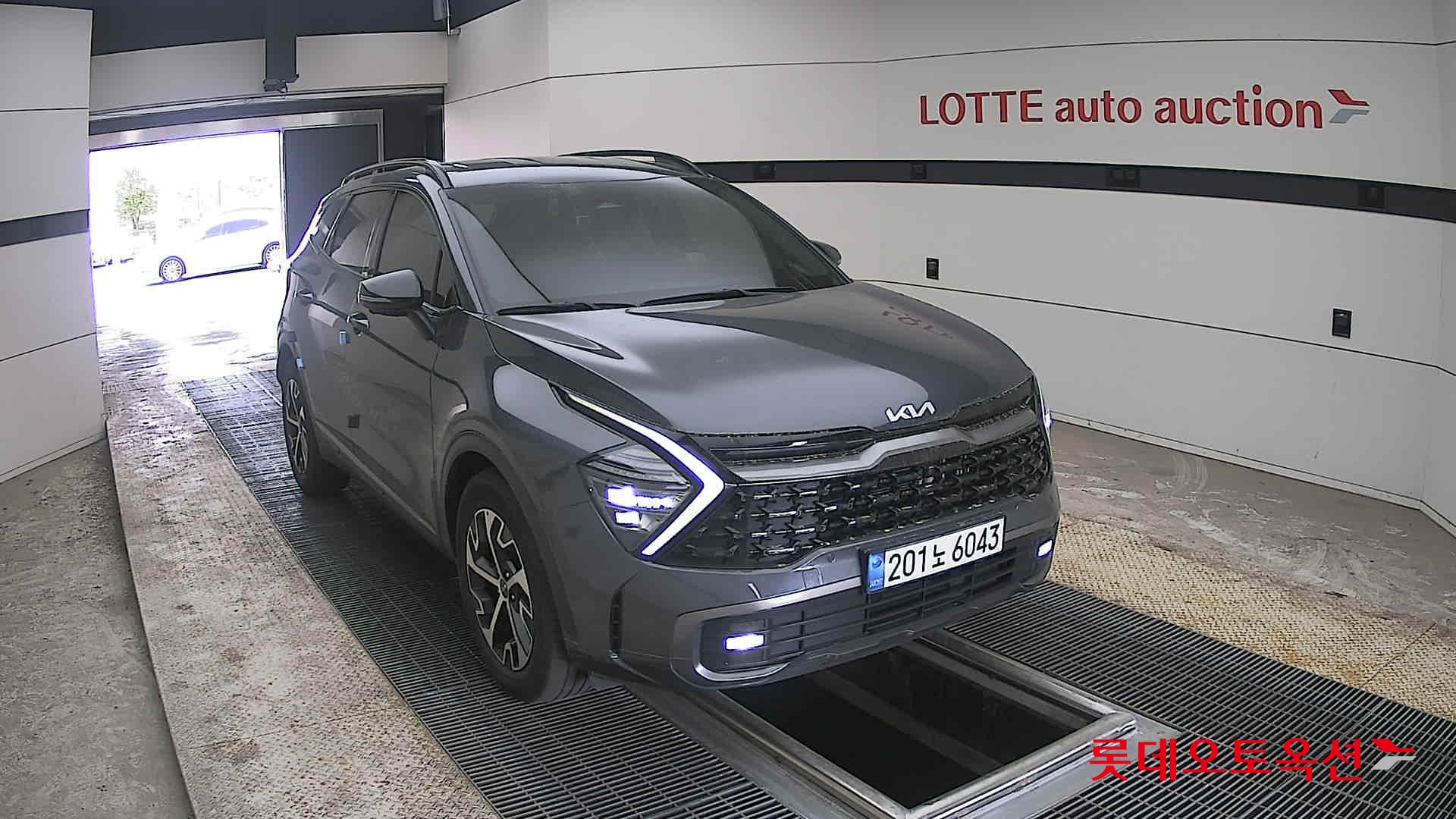 Kia Sportage 2023 - Image 24