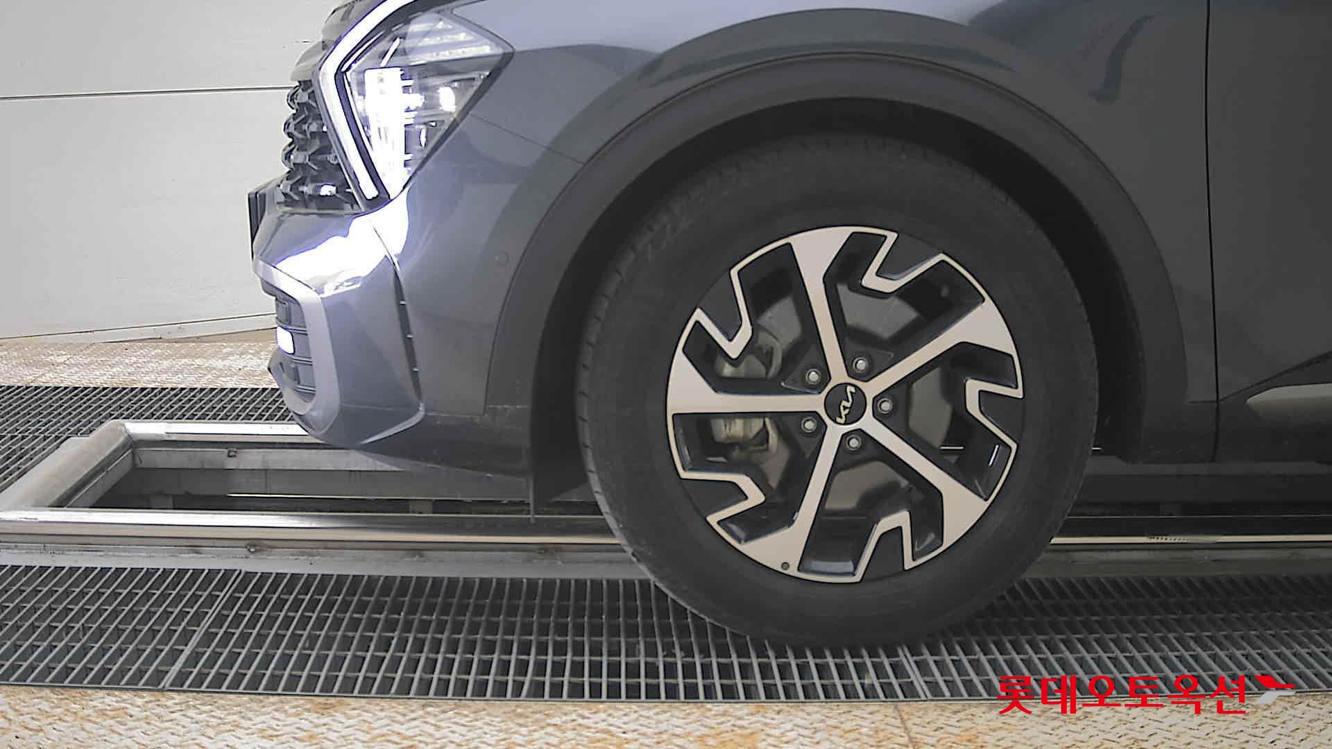 Kia Sportage 2023 - Image 25