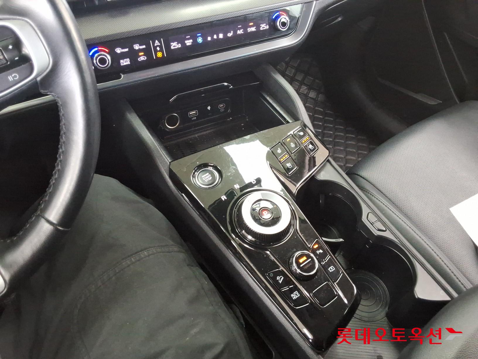 Kia Sportage 2023 - Image 33