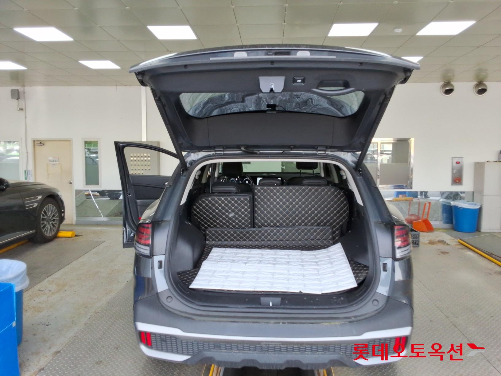 Kia Sportage 2023 - Image 9