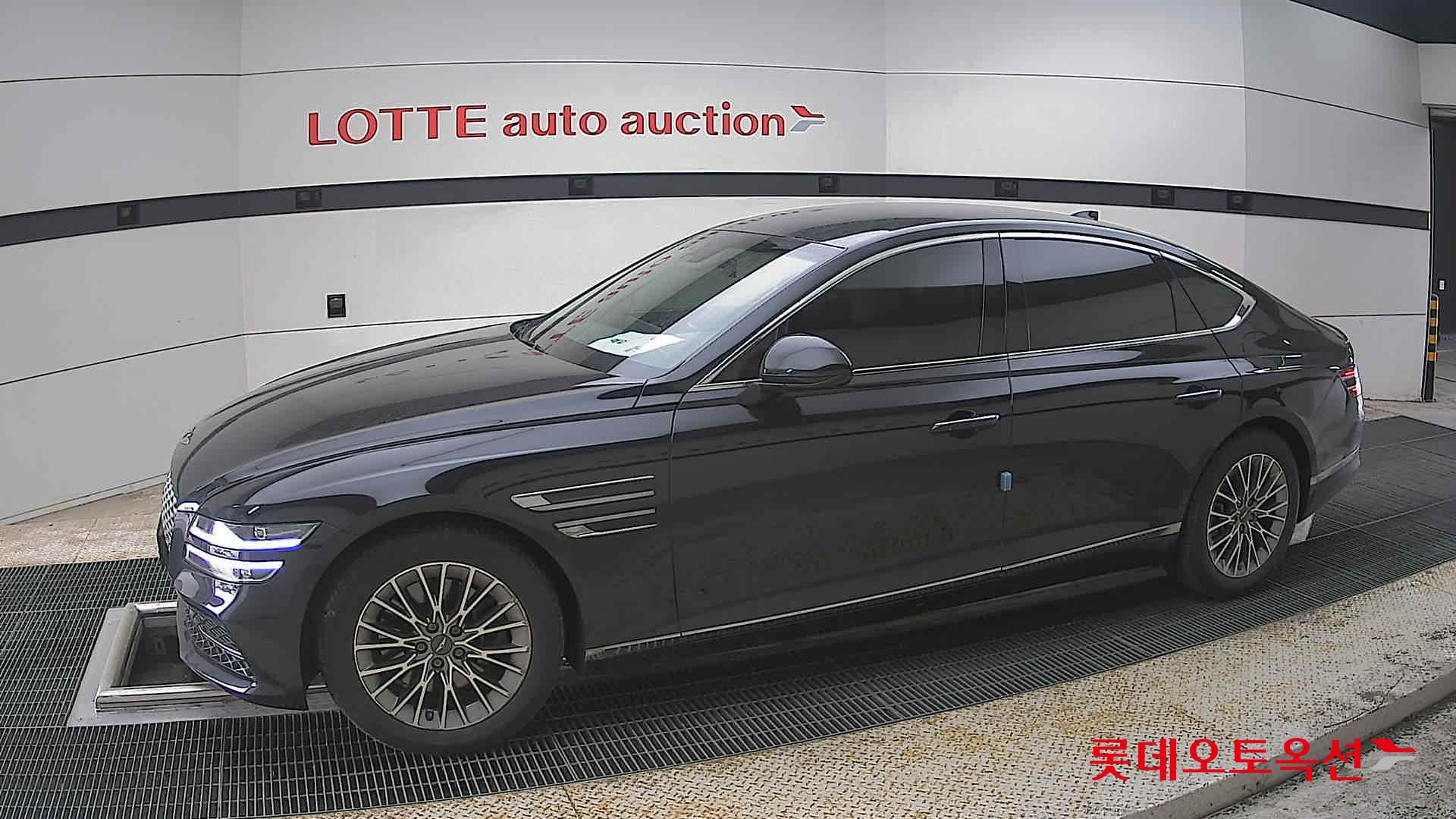 Genesis G80 2021 - Image 12