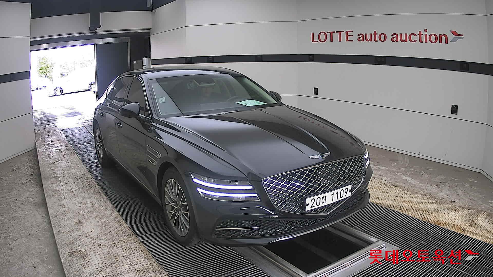 Genesis G80 2021 - Image 24