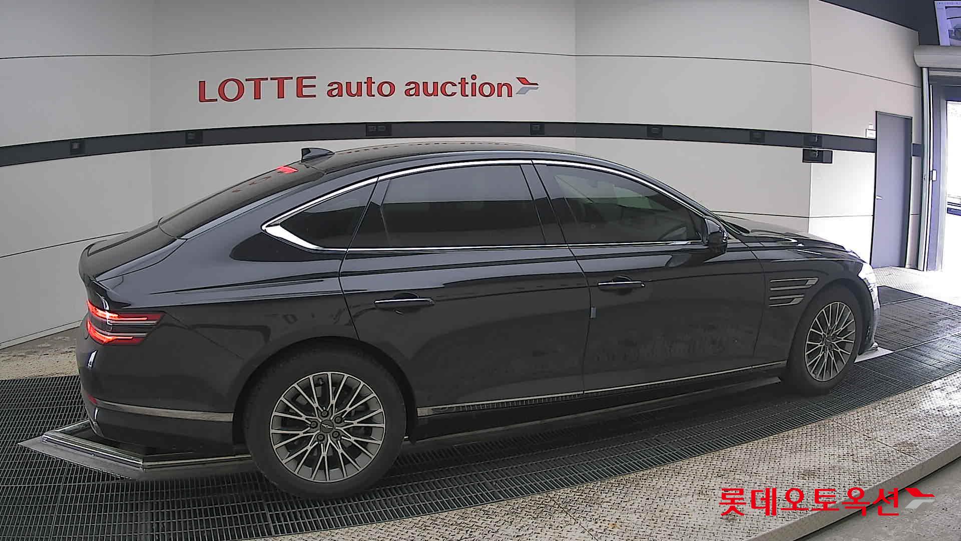 Genesis G80 2021 - Image 20