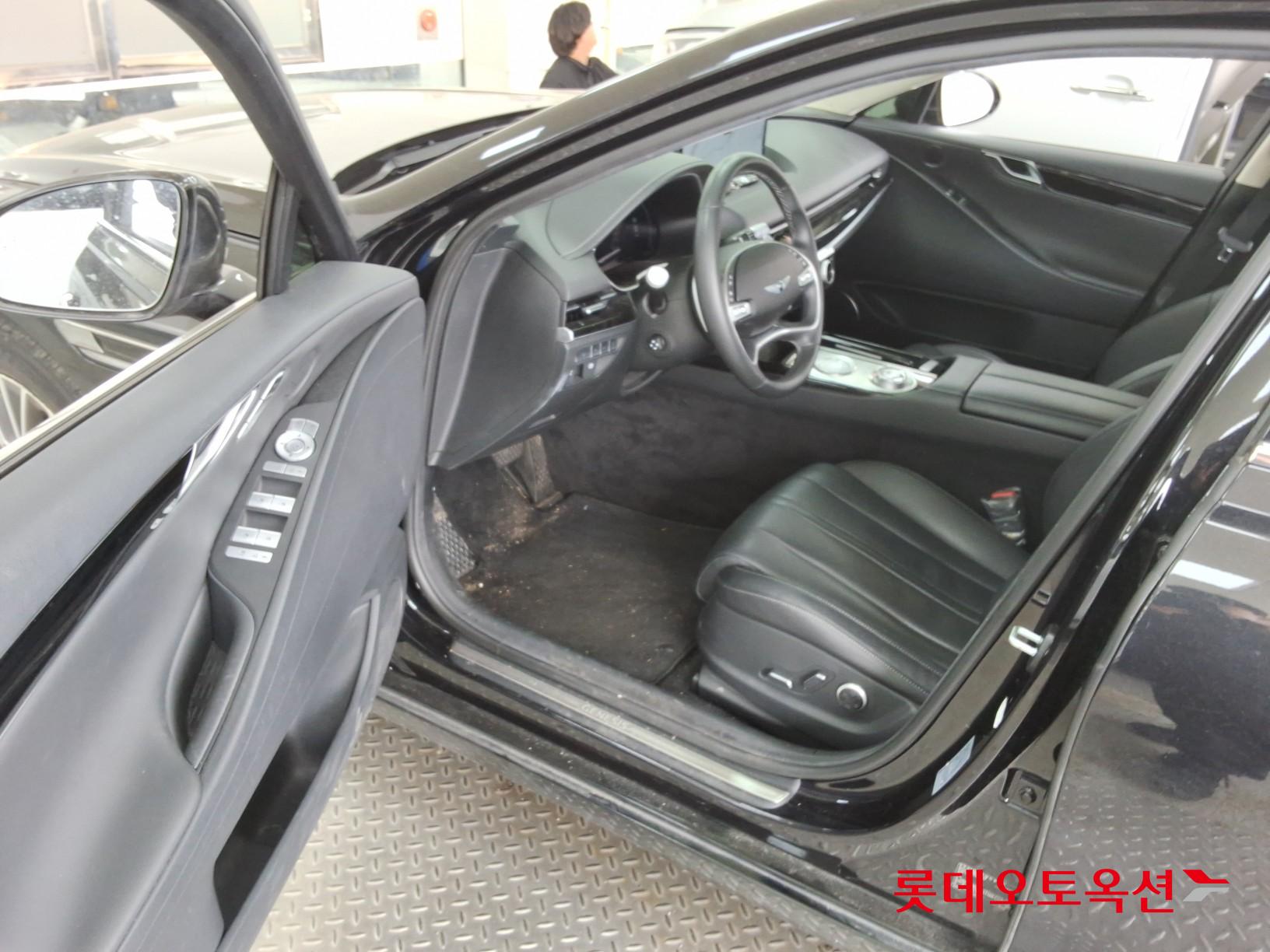 Genesis G80 2021 - Image 36