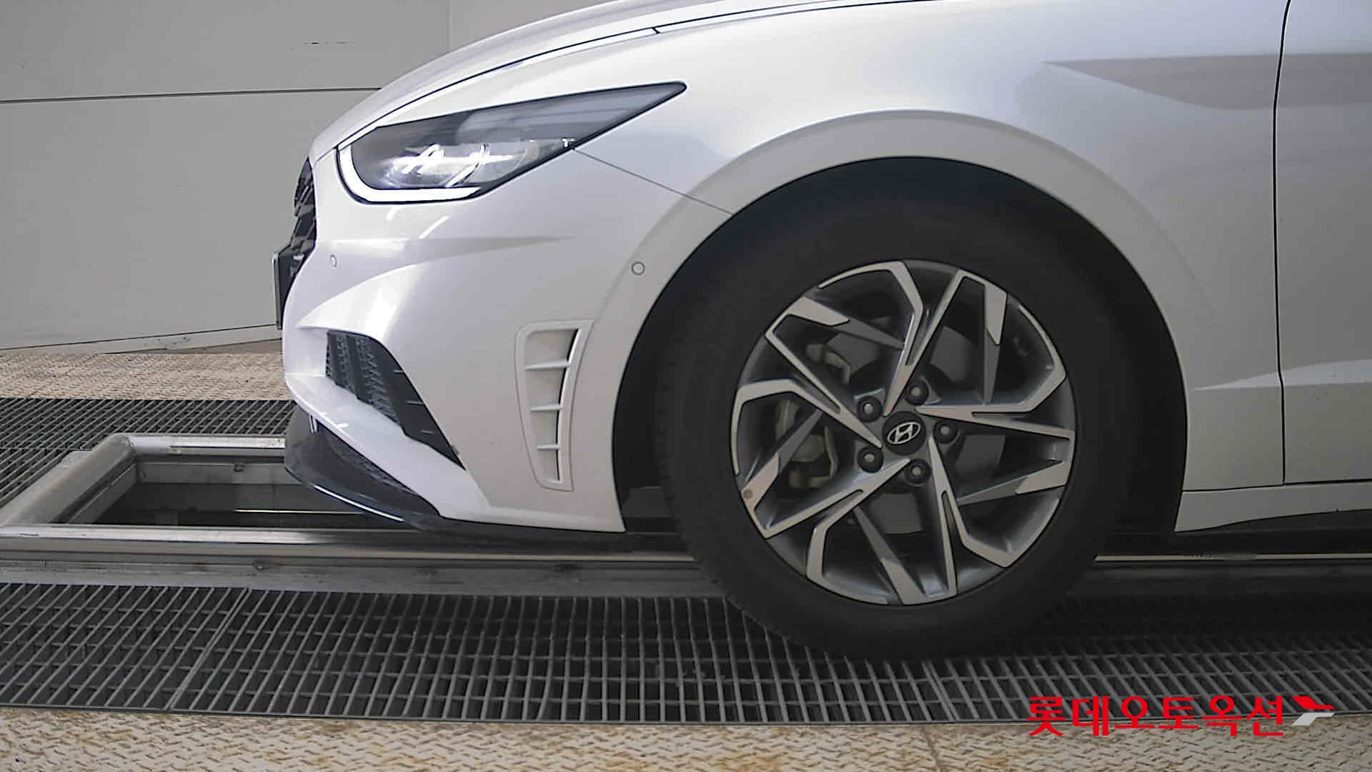 Hyundai Sonata 2022 - Image 25