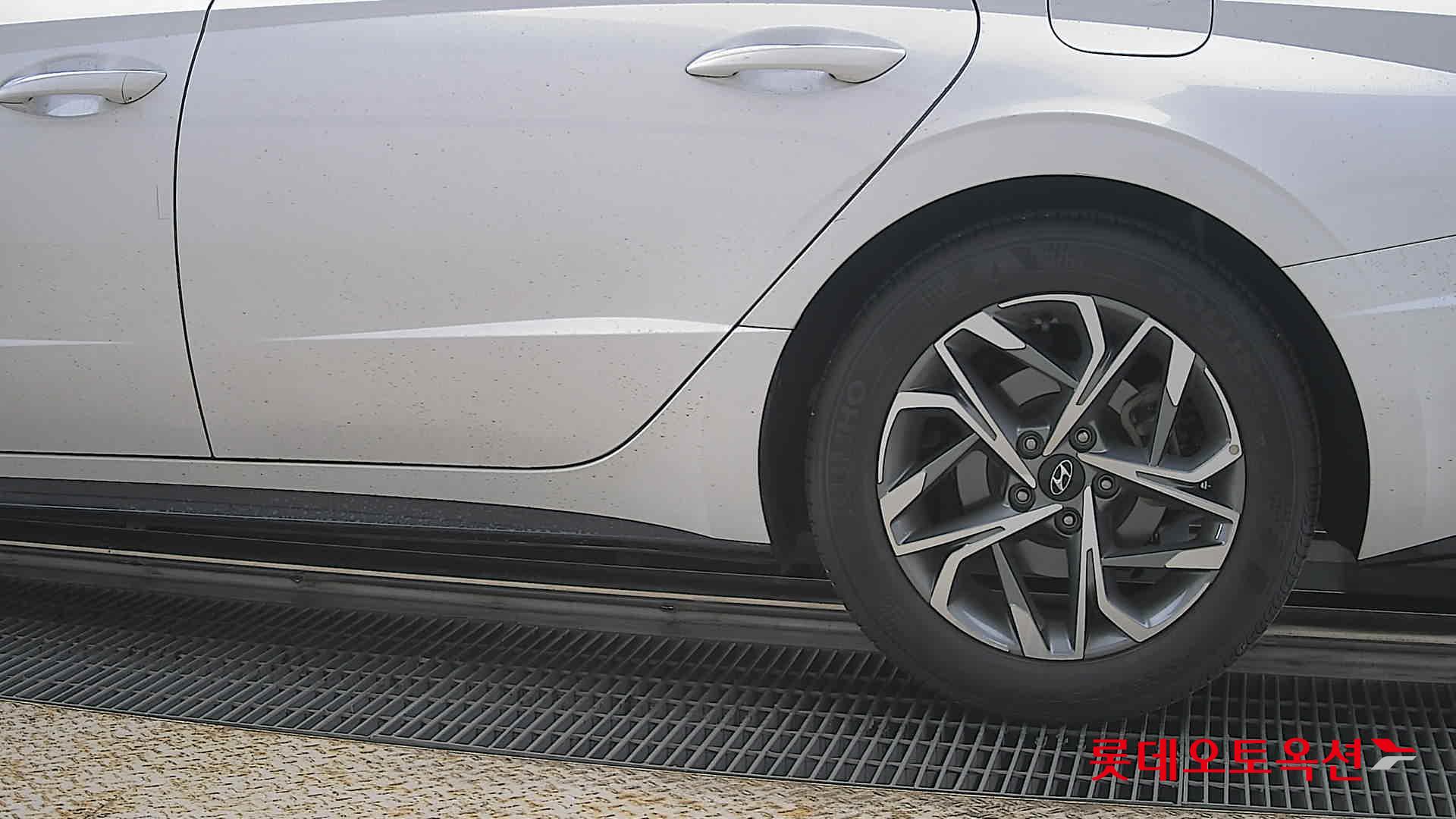 Hyundai Sonata 2022 - Image 26