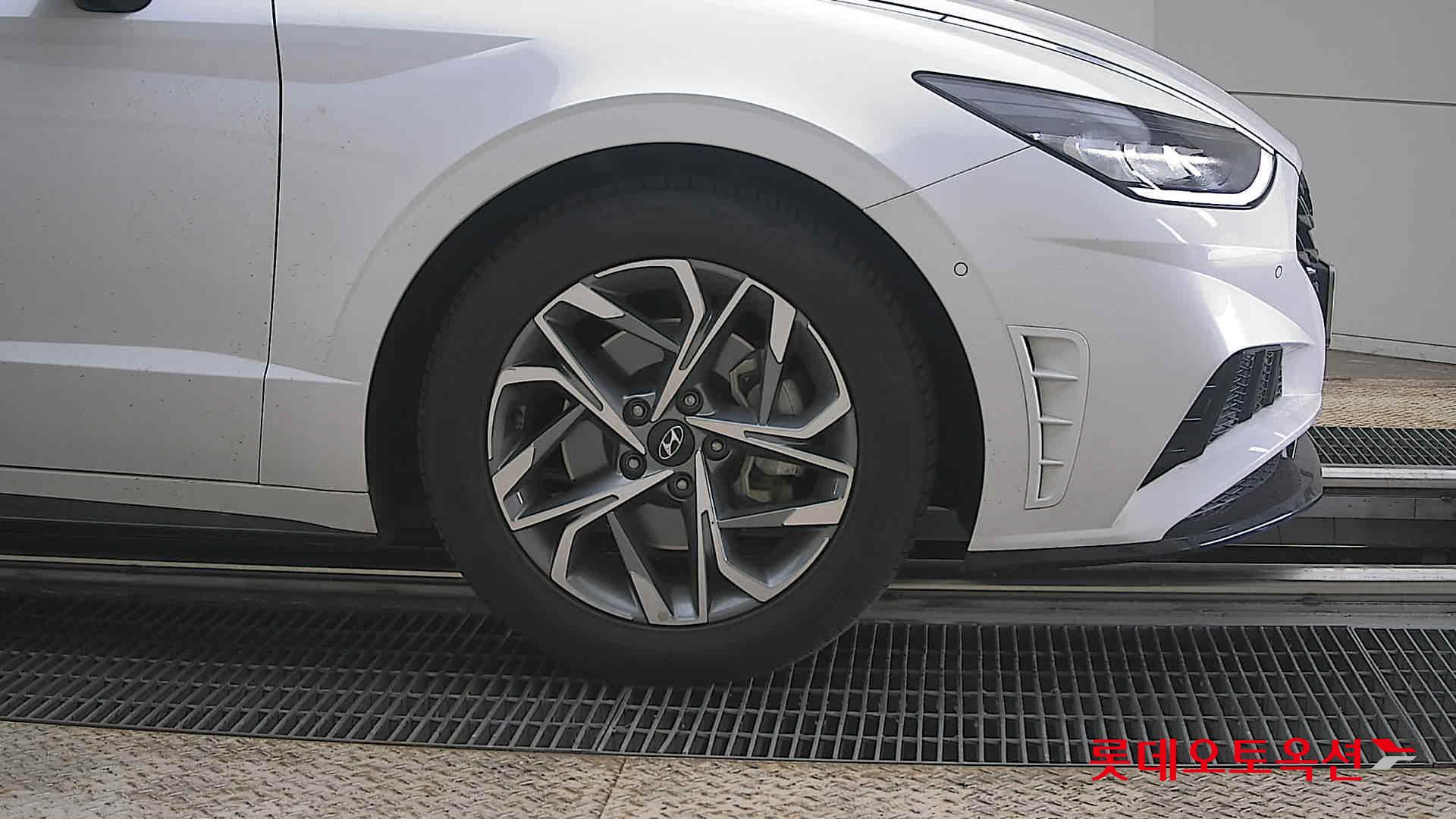 Hyundai Sonata 2022 - Image 27