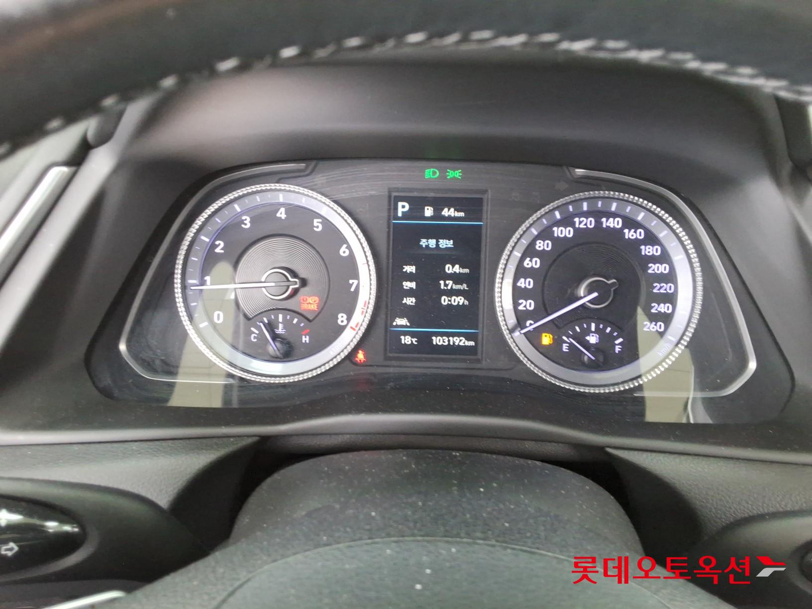 Hyundai Sonata 2022 - Image 31