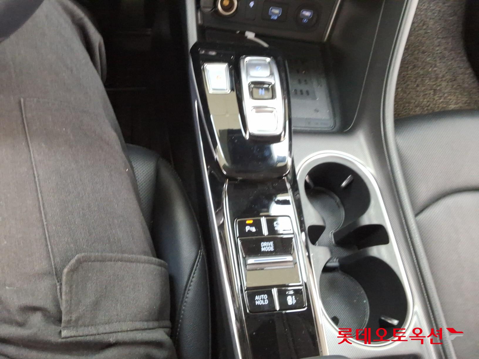 Hyundai Sonata 2022 - Image 34