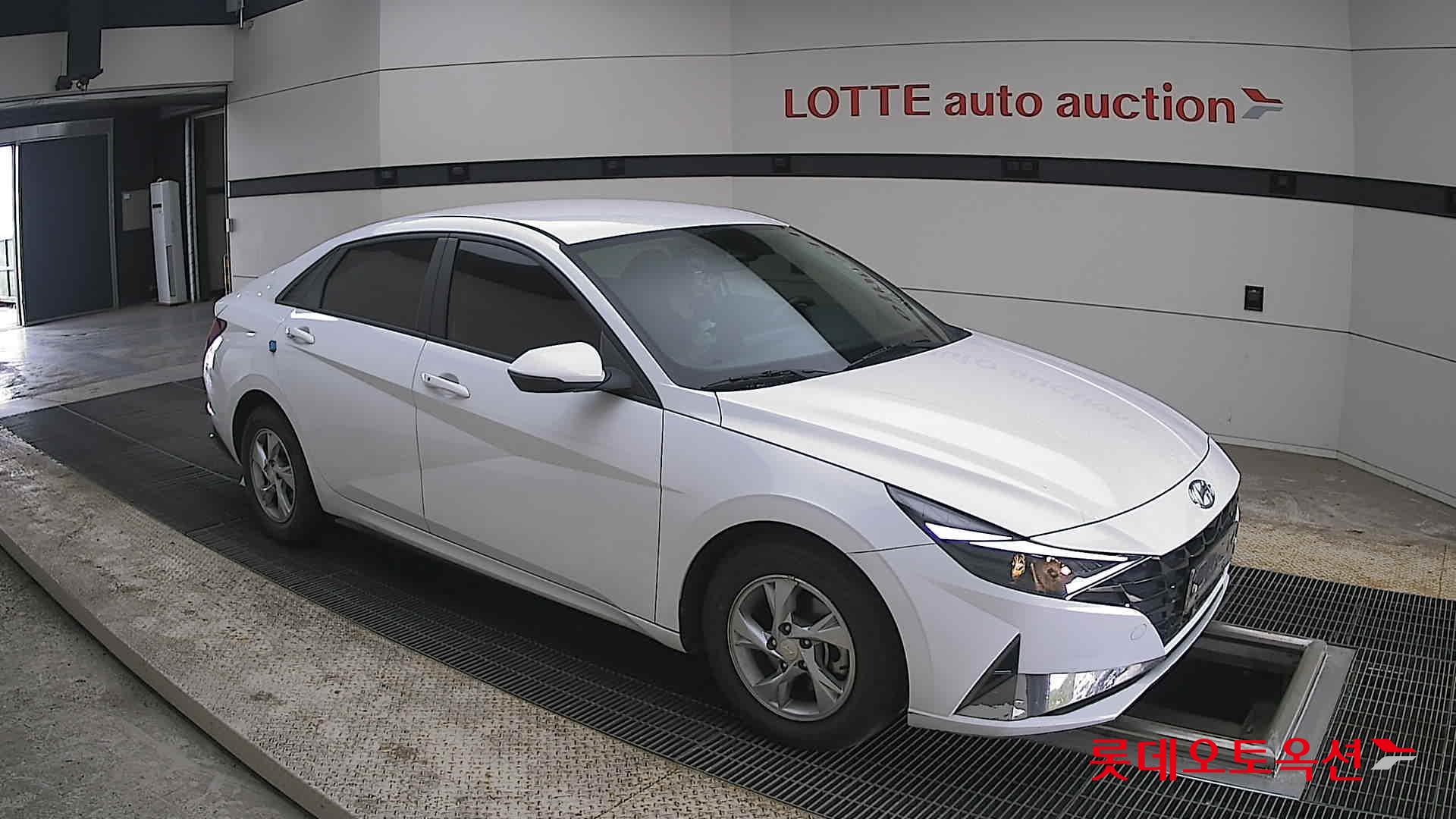 Hyundai Elantra 2021 - Image 23