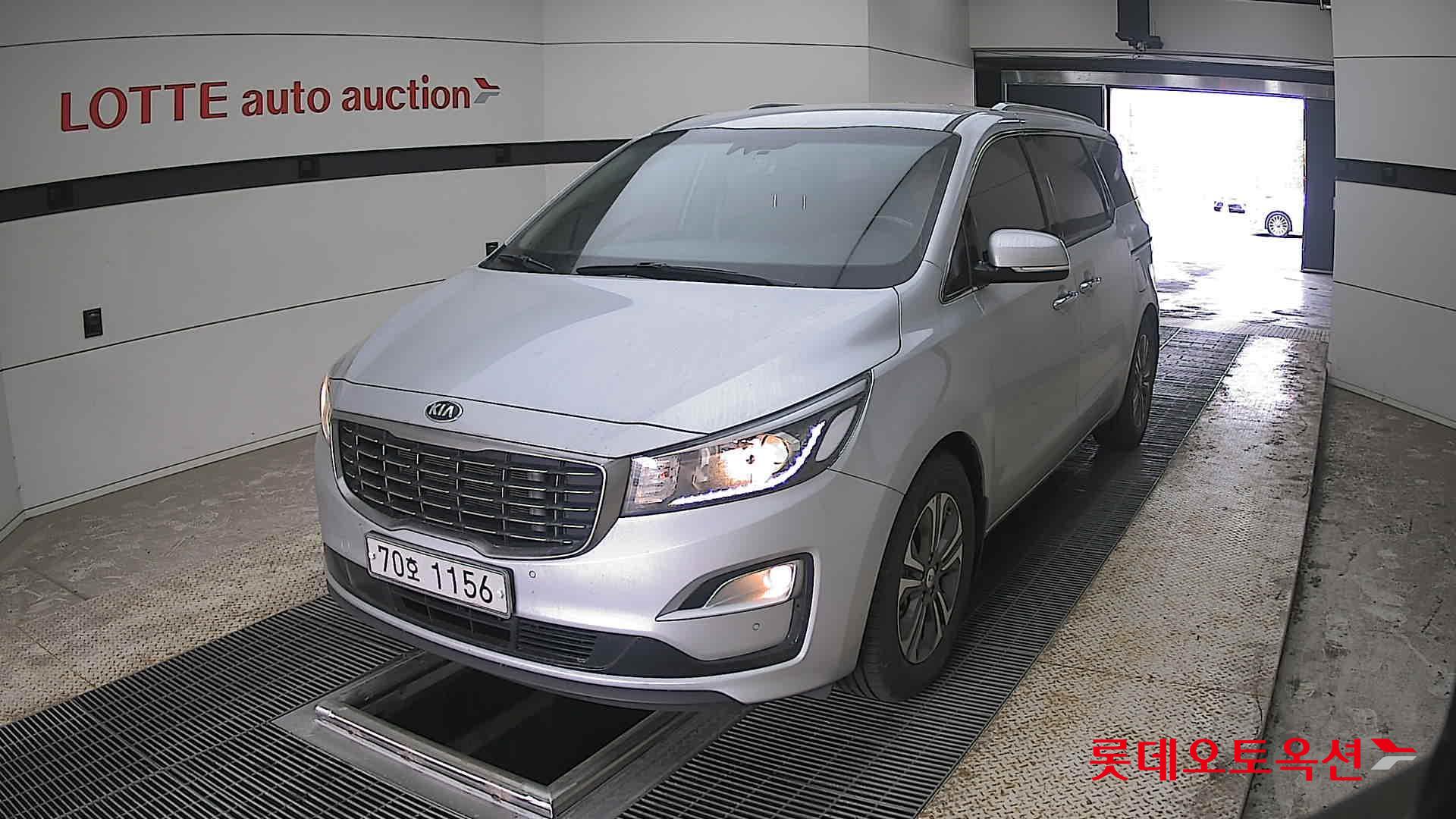 Kia New Carnival 2020 - Image 10