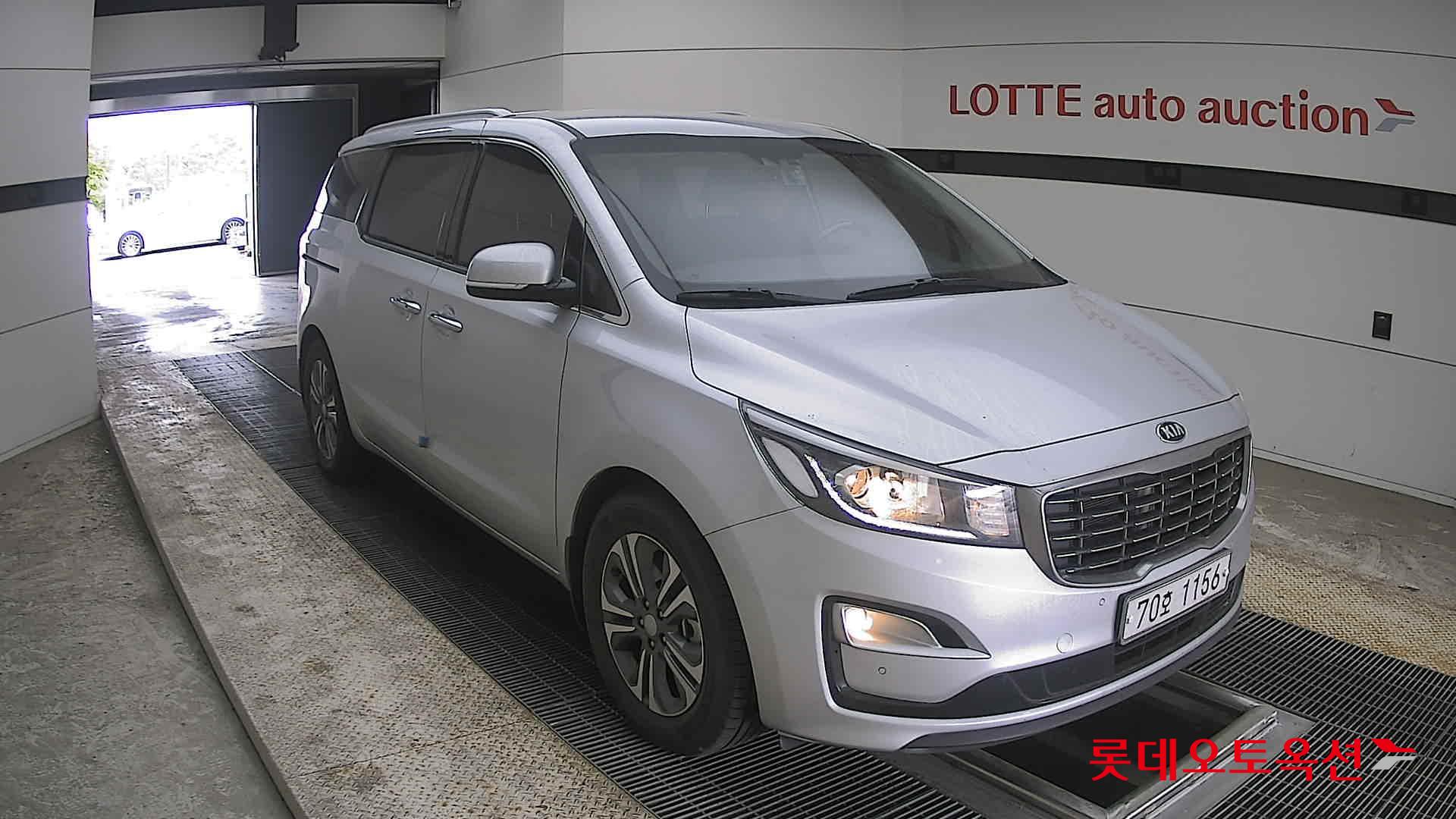 Kia New Carnival 2020 - Image 6