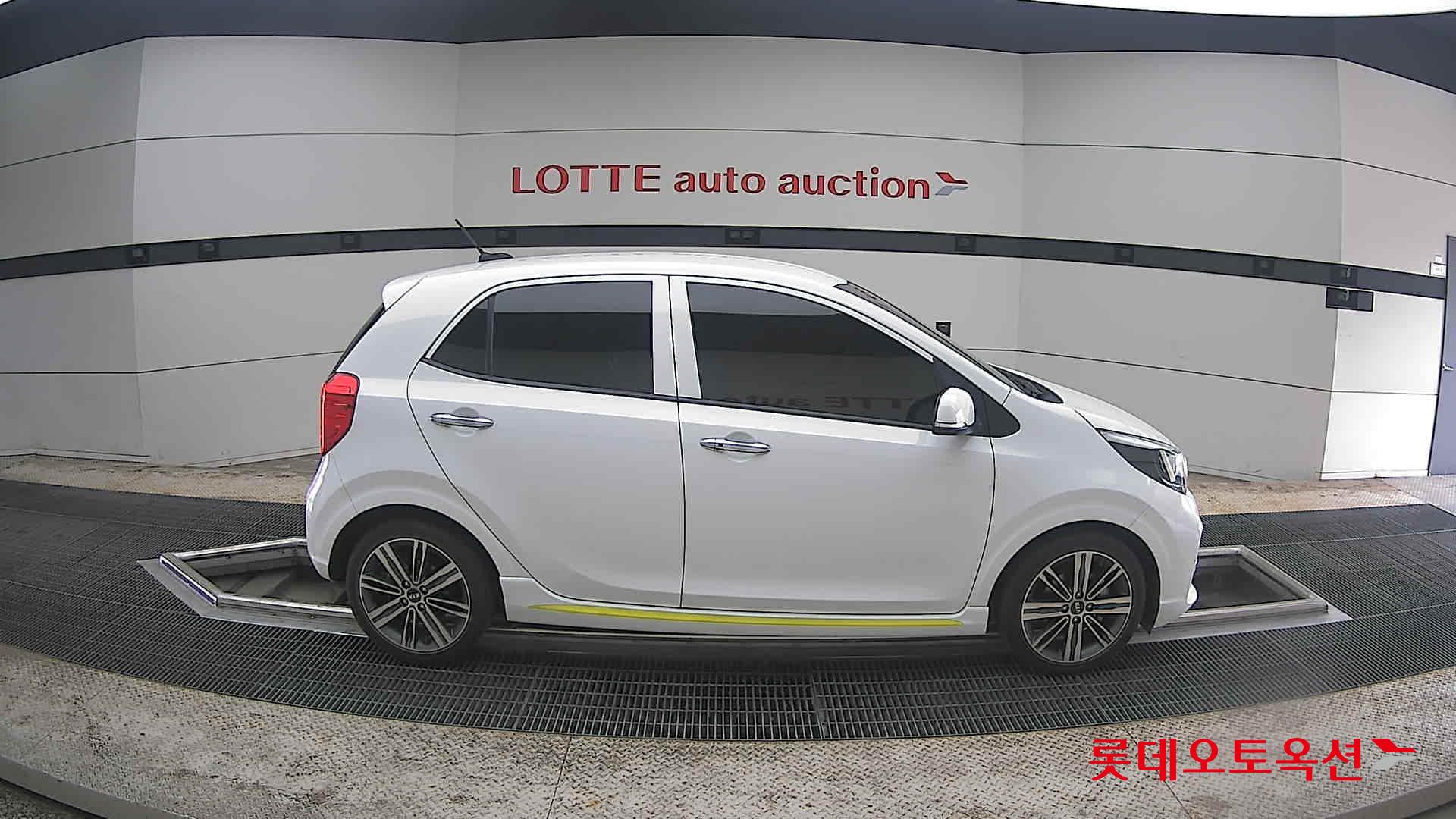 Kia Morning 2017 - Image 21