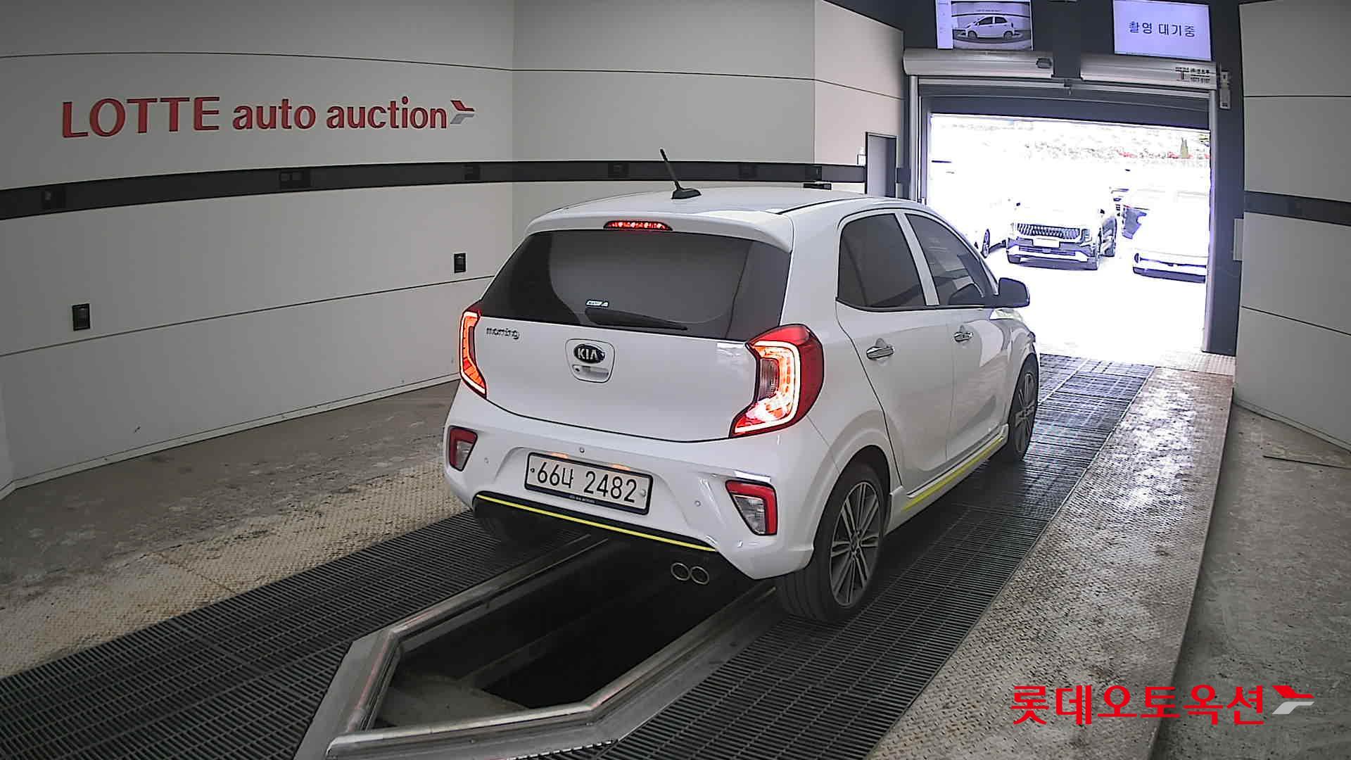 Kia Morning 2017 - Image 18