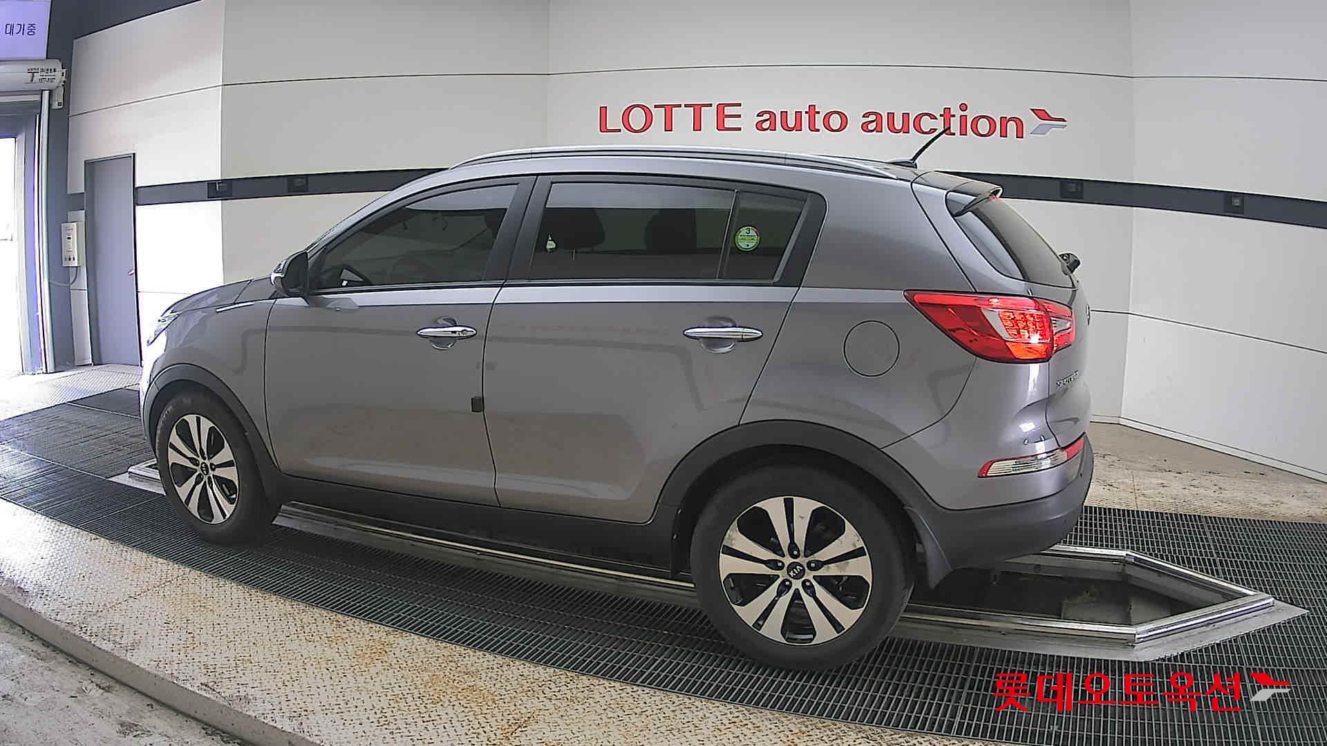 Kia Sportage 2013 - Image 14