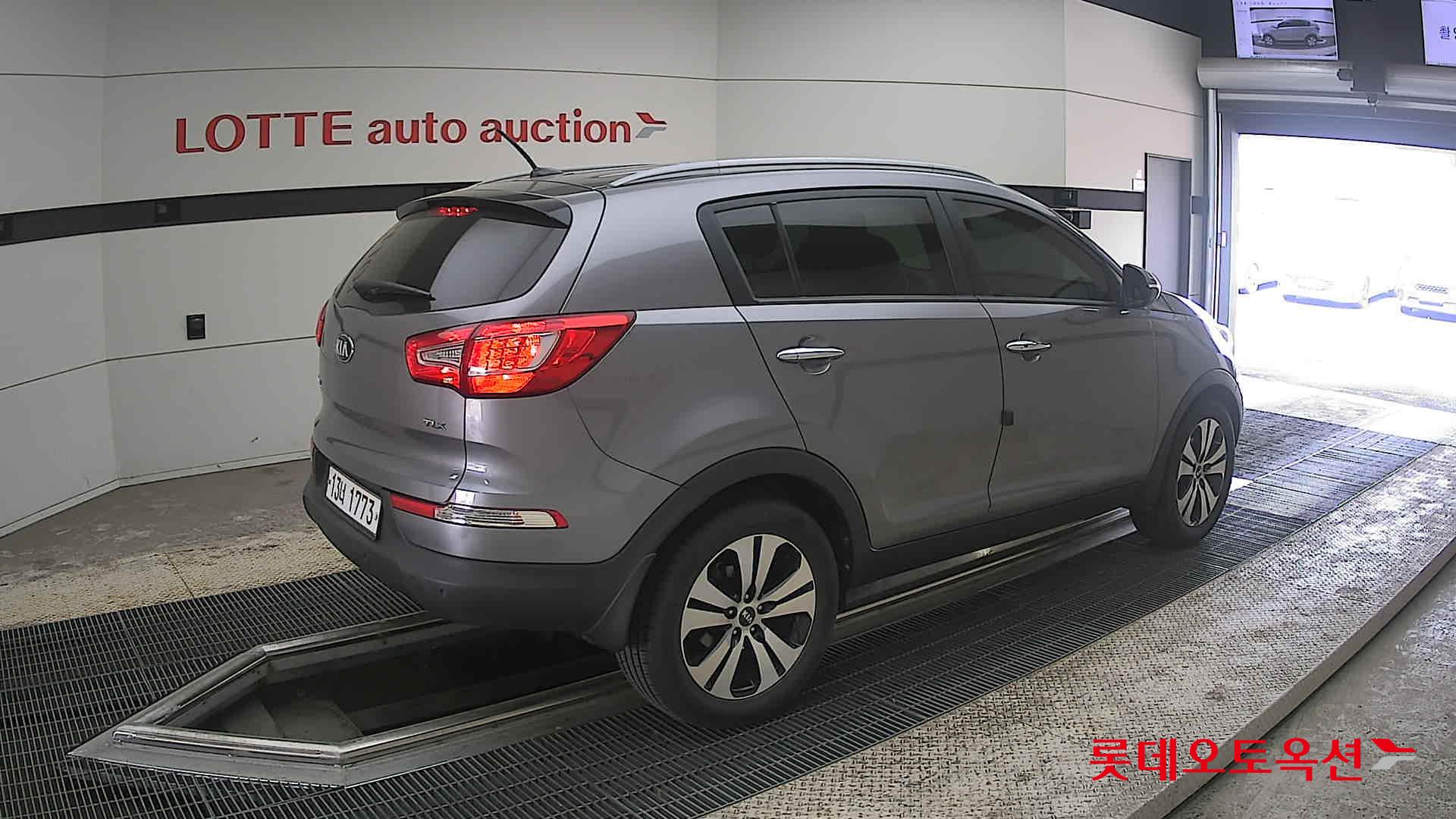 Kia Sportage 2013 - Image 19