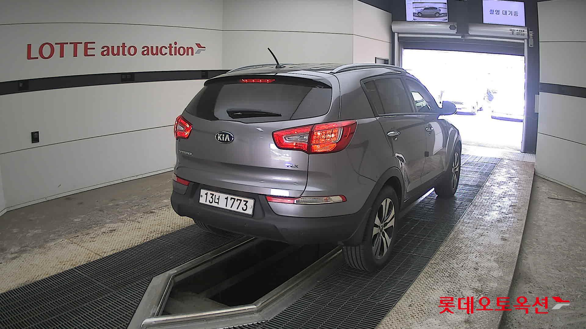 Kia Sportage 2013 - Image 18