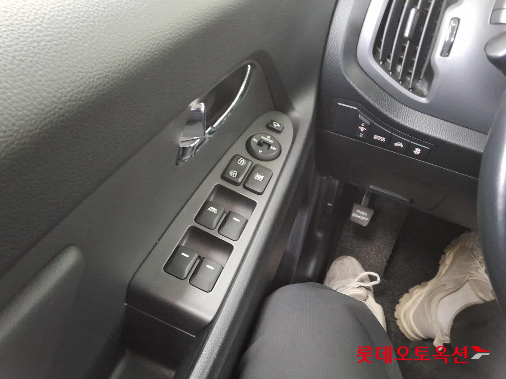 Kia Sportage 2013 - Image 29