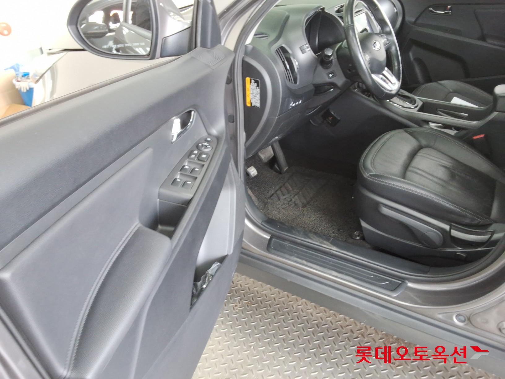 Kia Sportage 2013 - Image 36