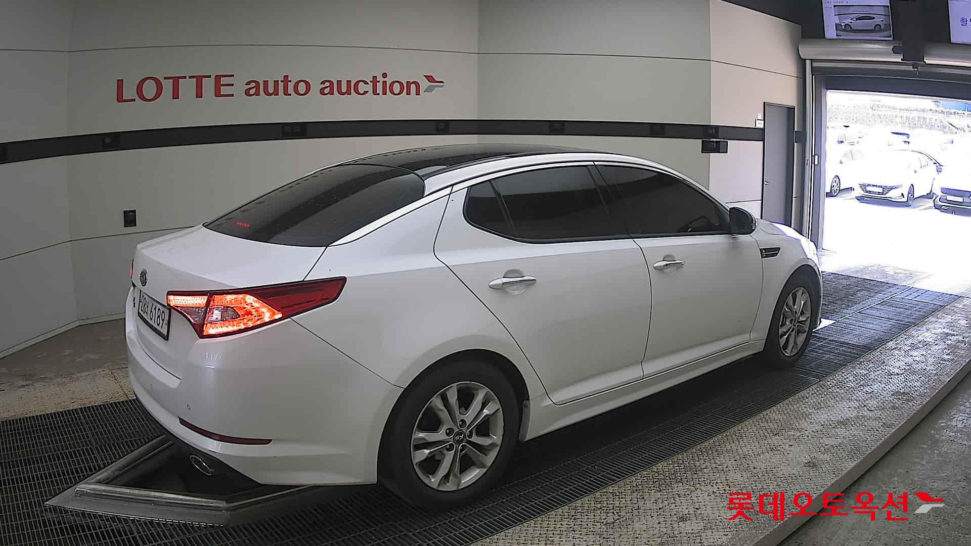 기아자동차 K5 2012 - 이미지 19