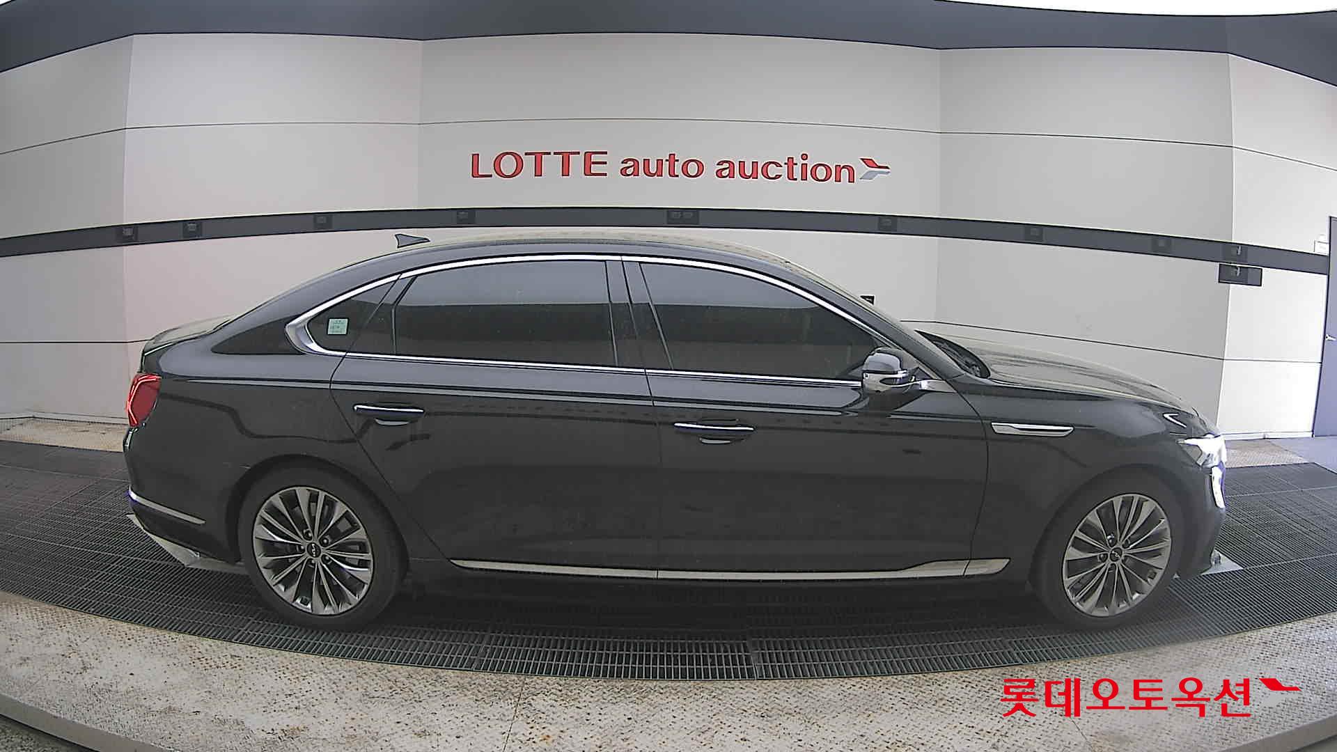 Kia K9 2022 - Image 21