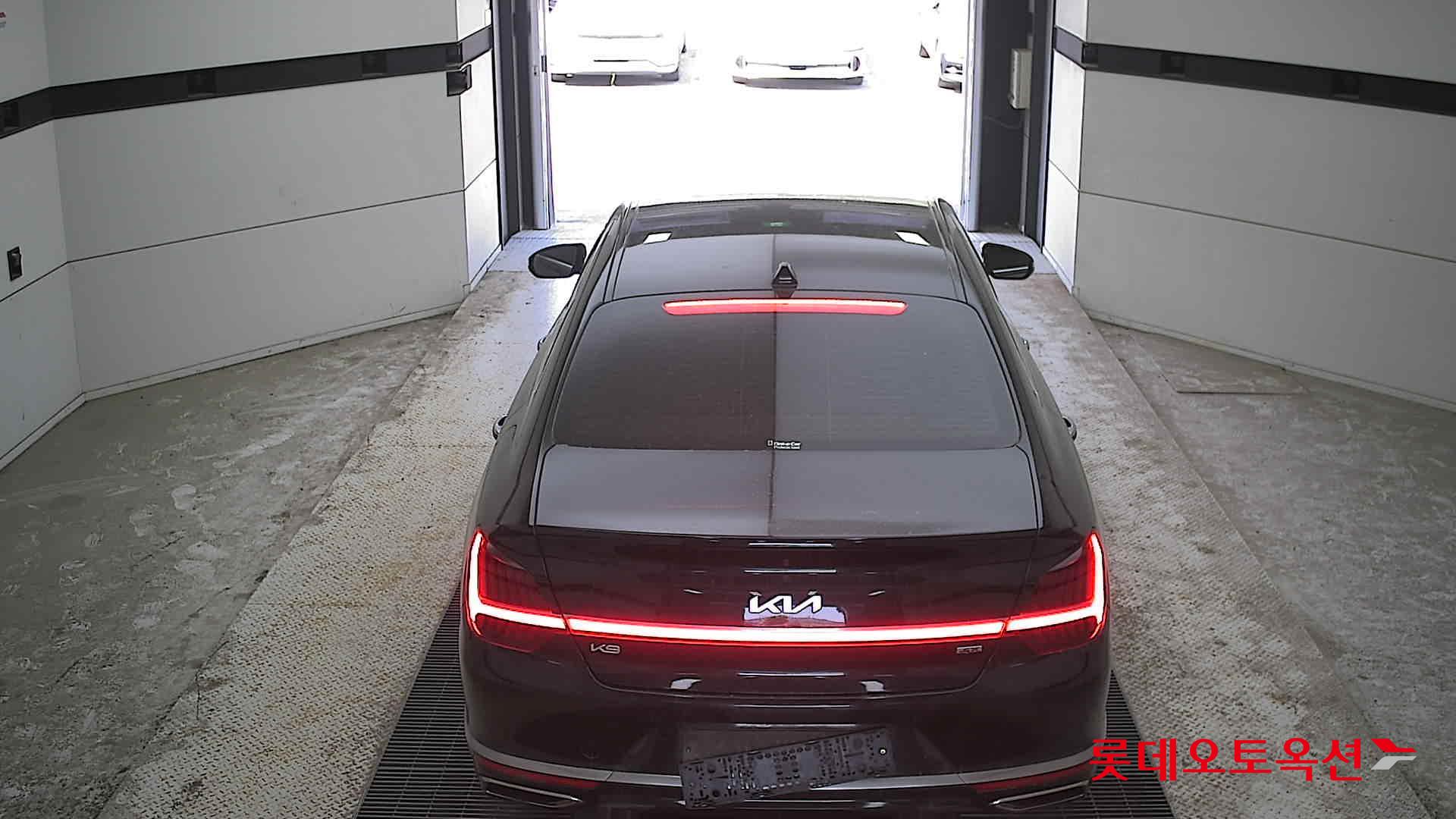 Kia K9 2022 - Image 17