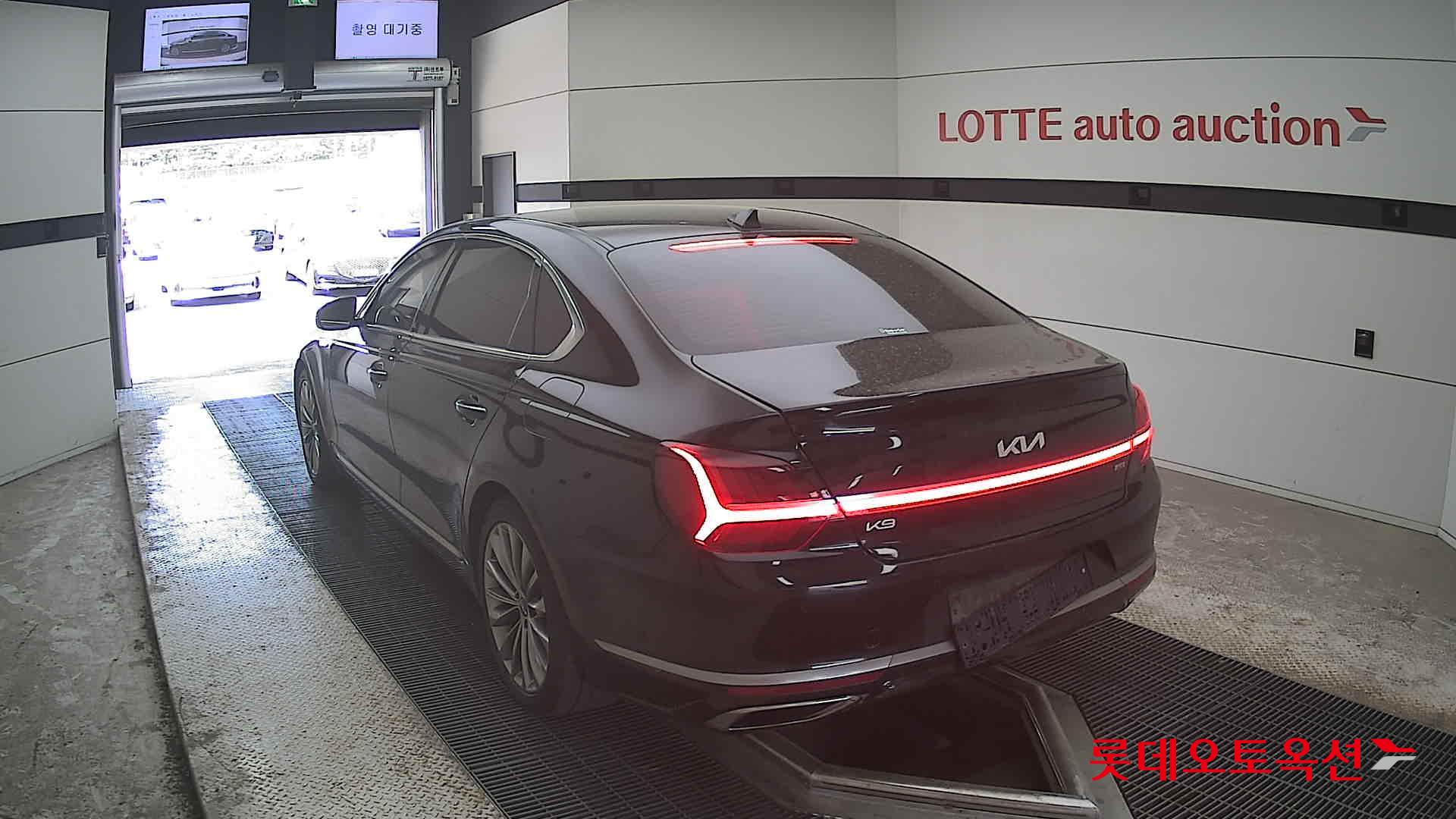 Kia K9 2022 - Image 16