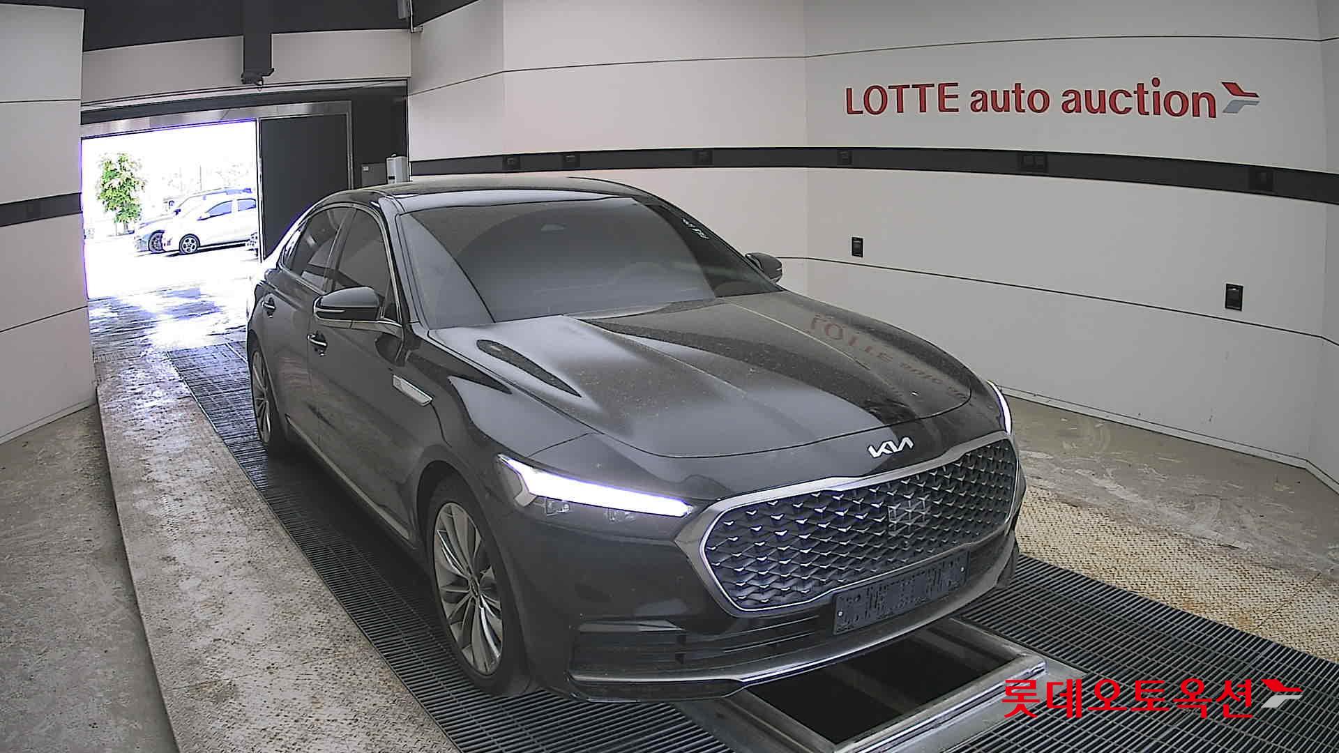 Kia K9 2022 - Image 24