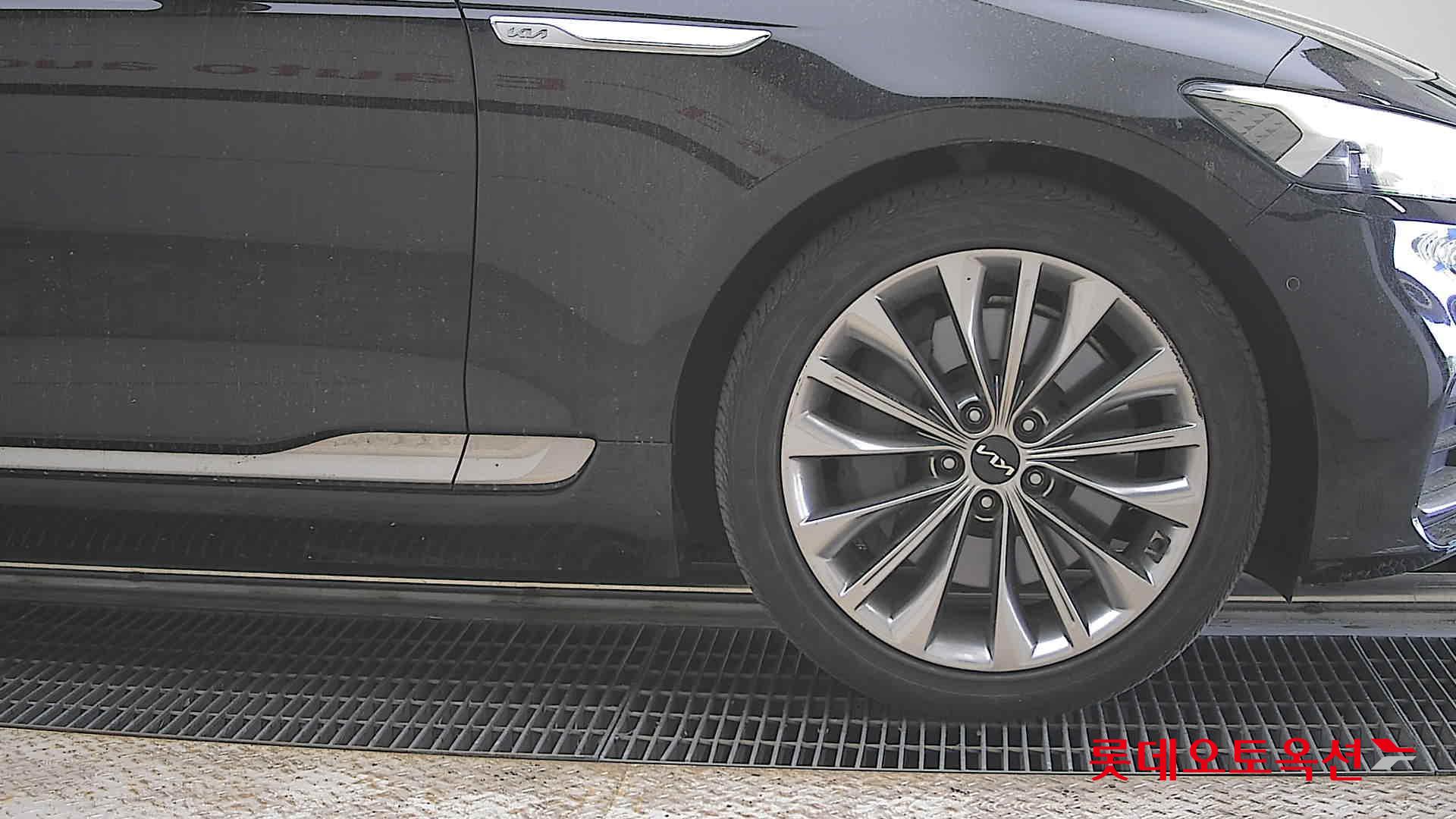 Kia K9 2022 - Image 27