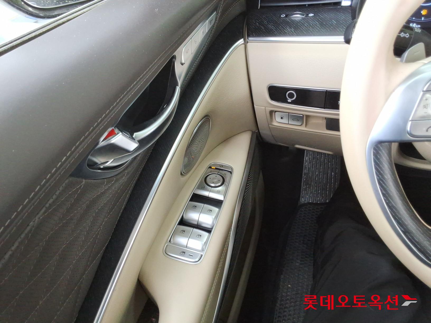 Kia K9 2022 - Image 29