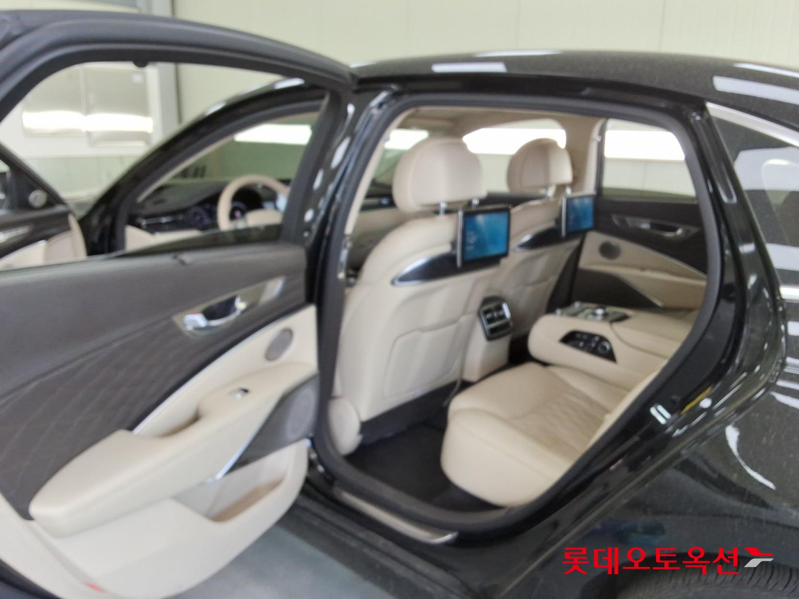 Kia K9 2022 - Image 37