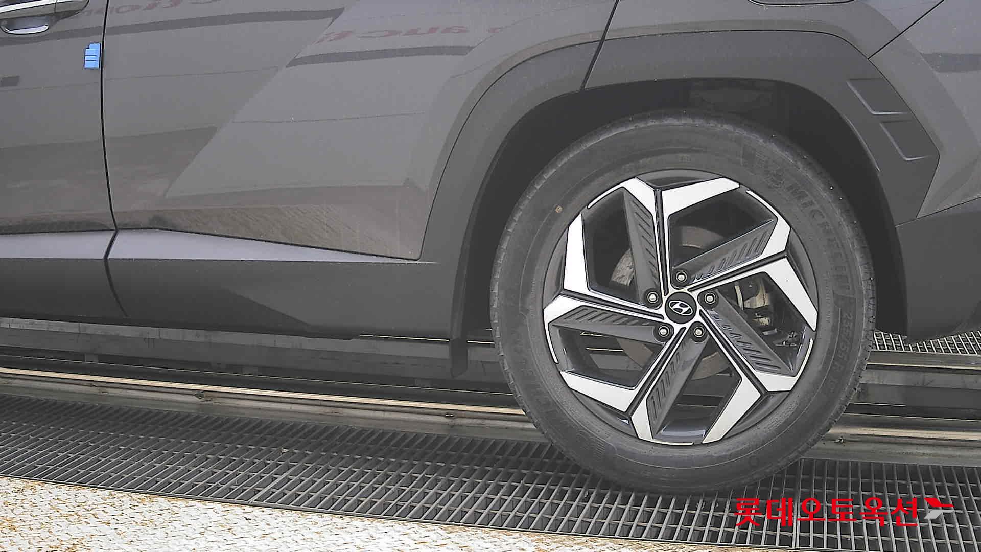 2021 - hyundai tucson