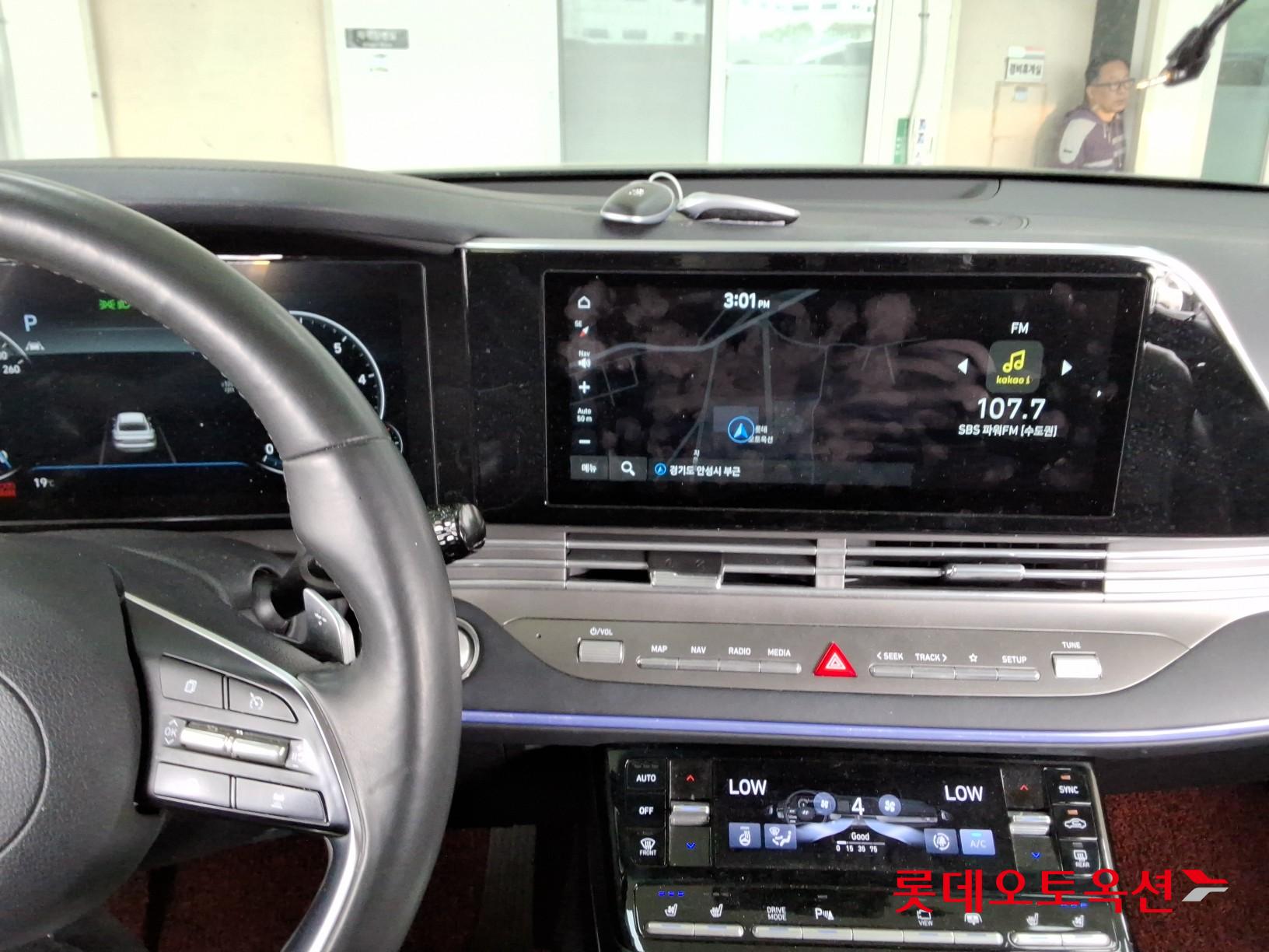 Hyundai Grandeur - 32