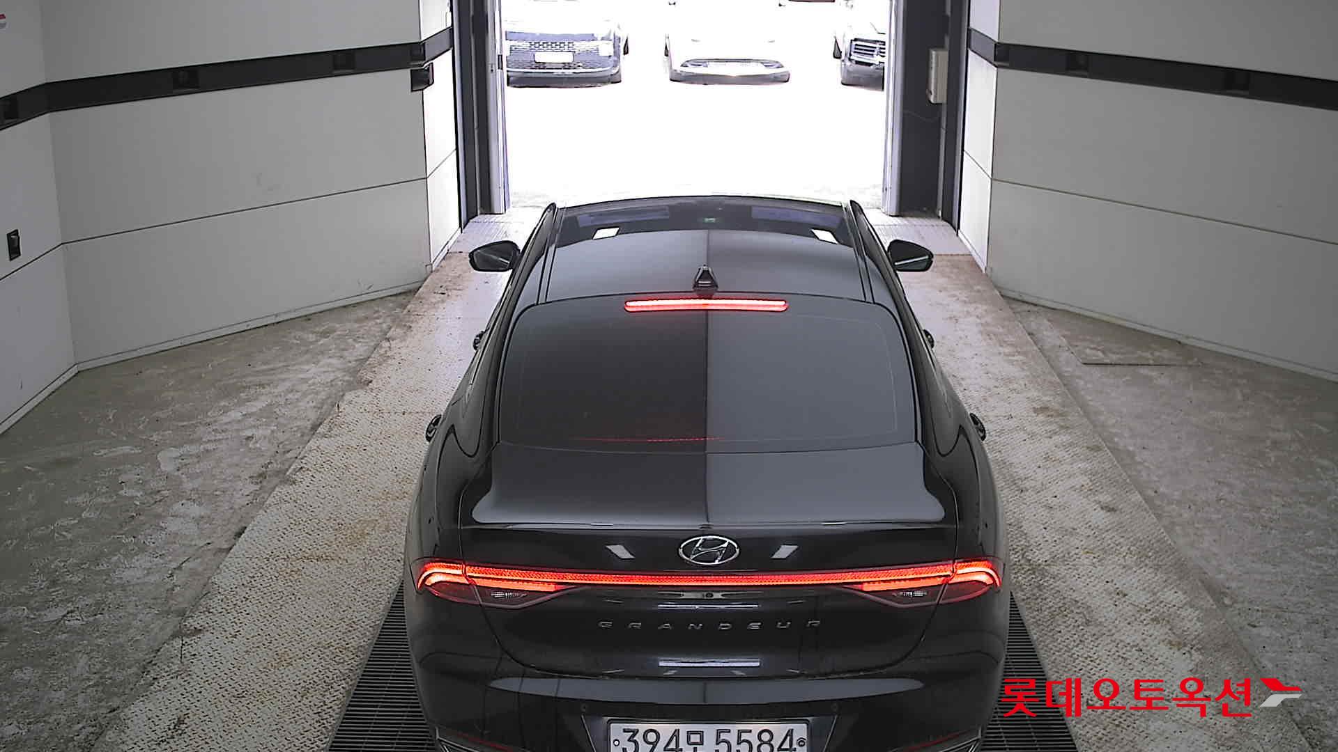Hyundai Grandeur - 17