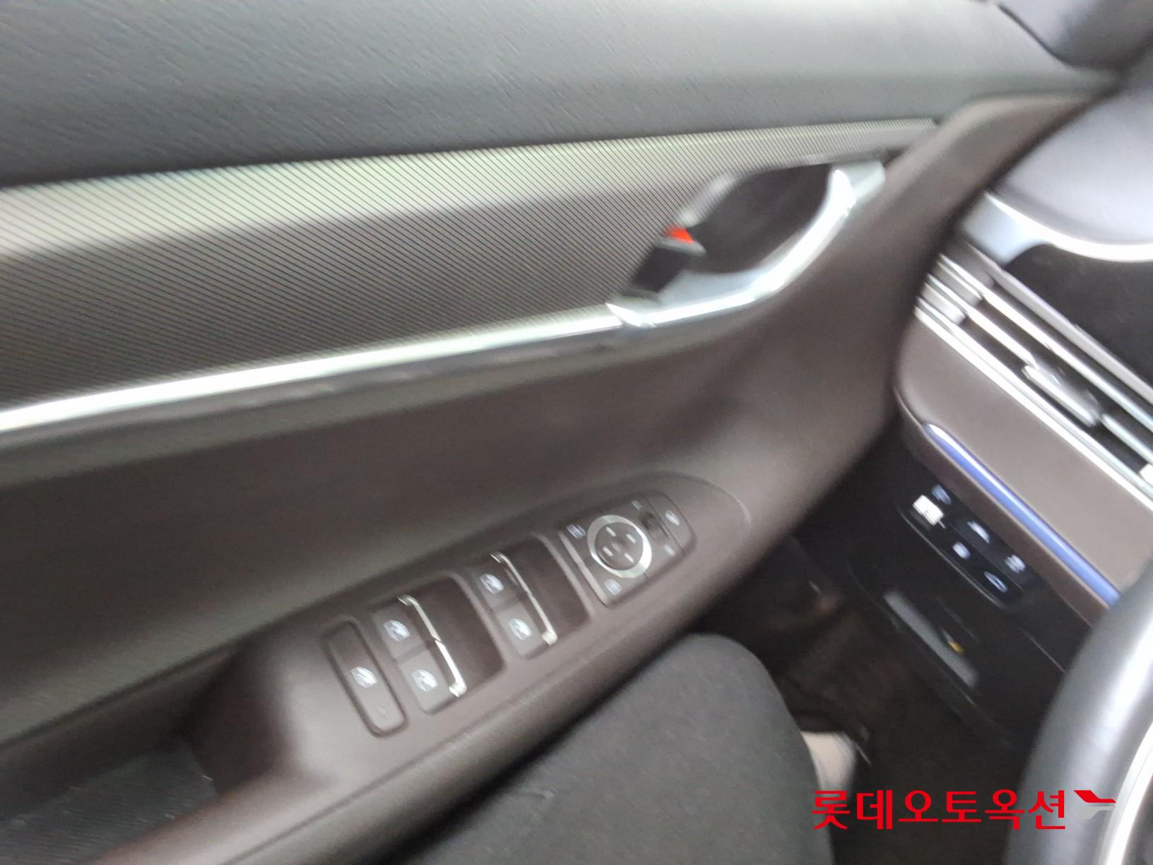 Hyundai Grandeur - 29